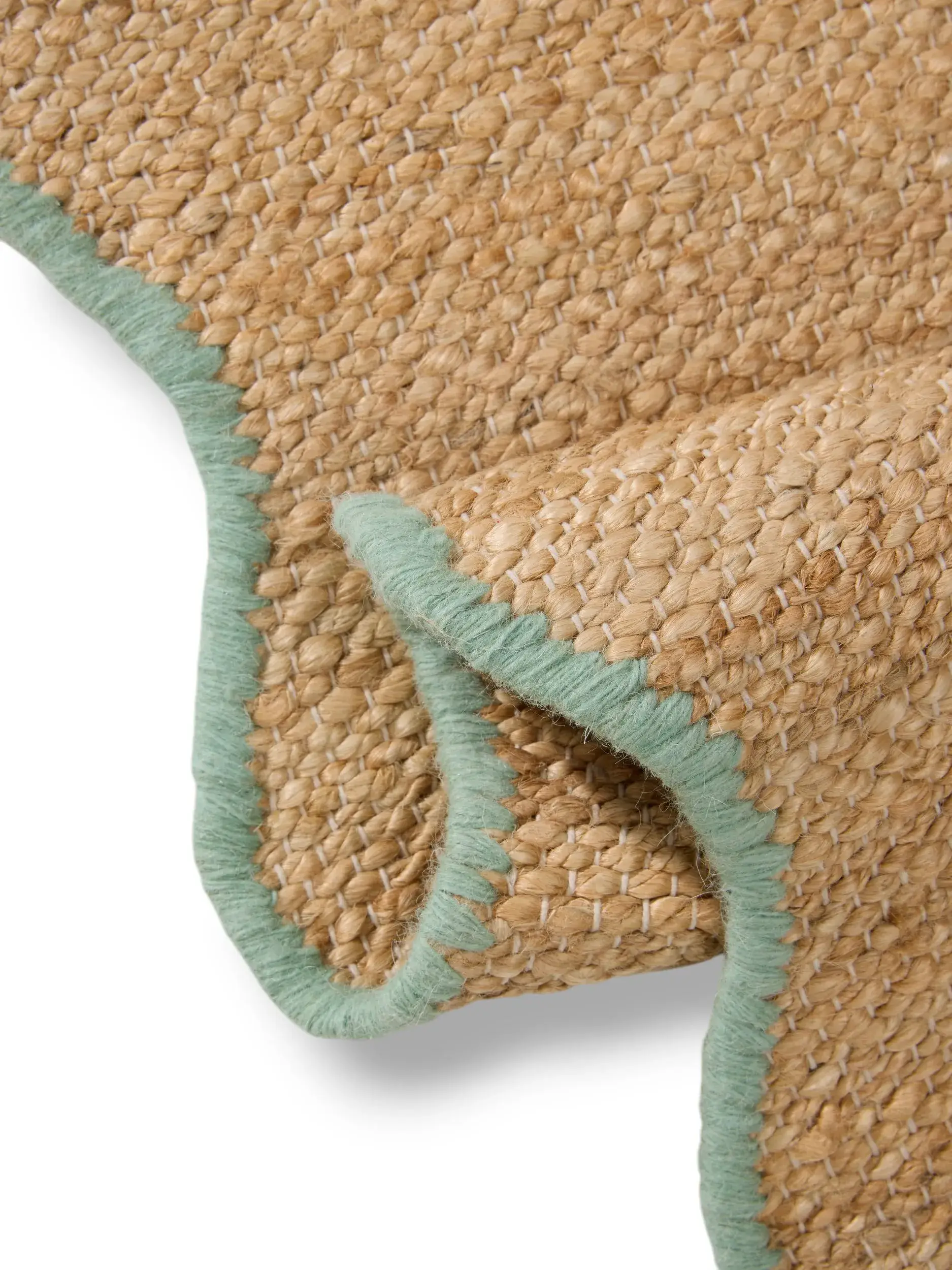 Rug made of 91% Jute, 4% Cotton, 3% Wool, 2% Polyester in Turquoise with a 91% Jute, 4% Cotton, 3% Wool, 2% Polyester high pile by benuta Pop