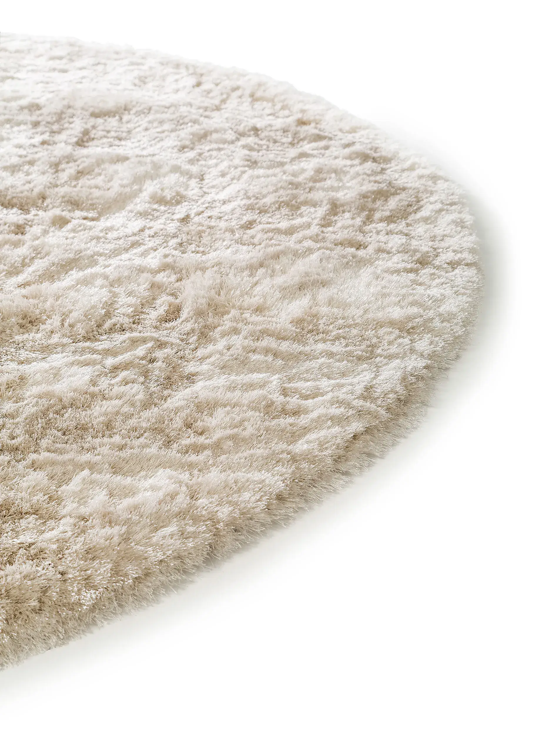 Teppich aus 100% Polyester in Beige mit 100% Polyester hohem Flor von benuta Nest