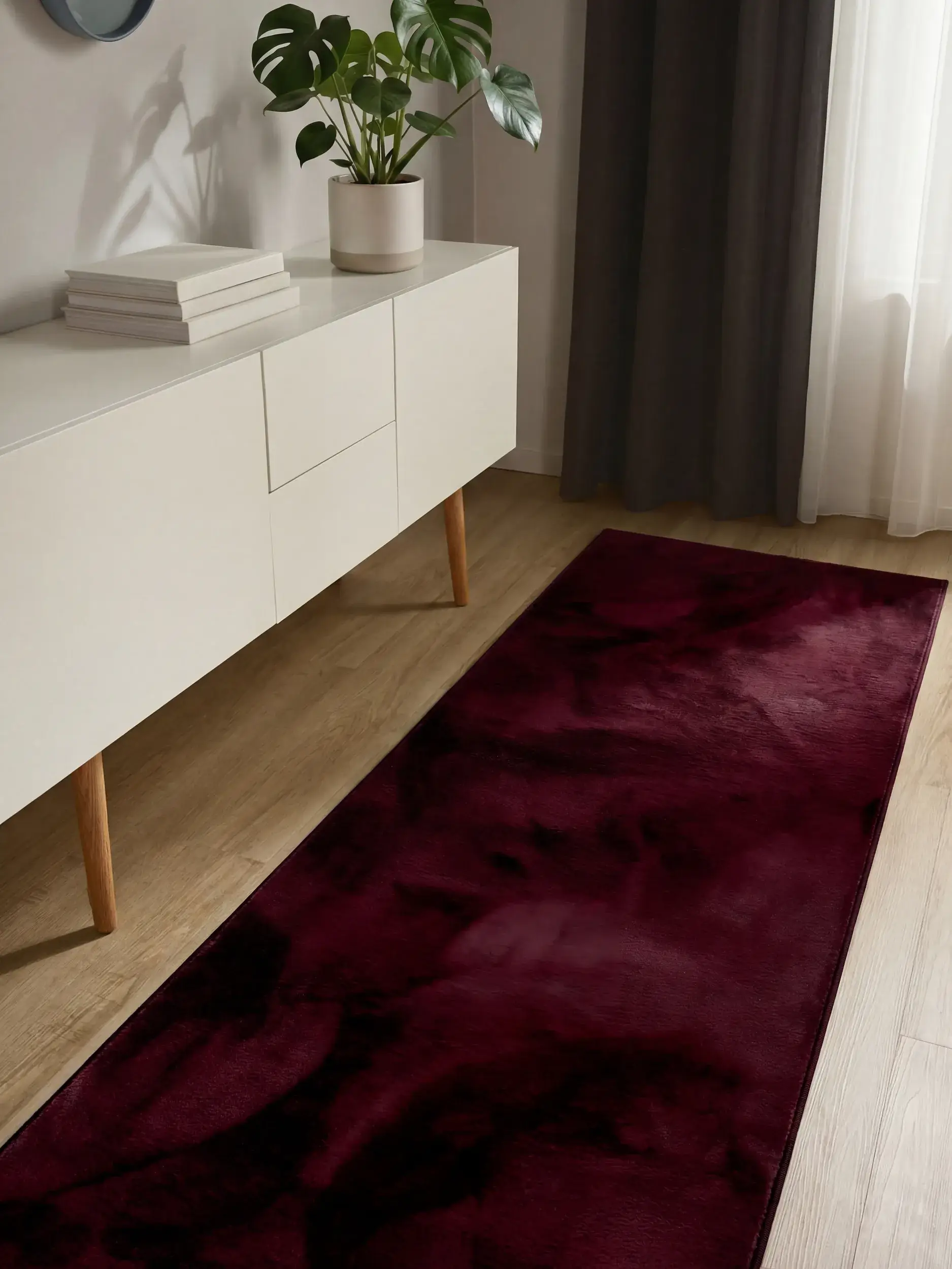 Rug Furry made of 100% Polyester in  by benuta Basic