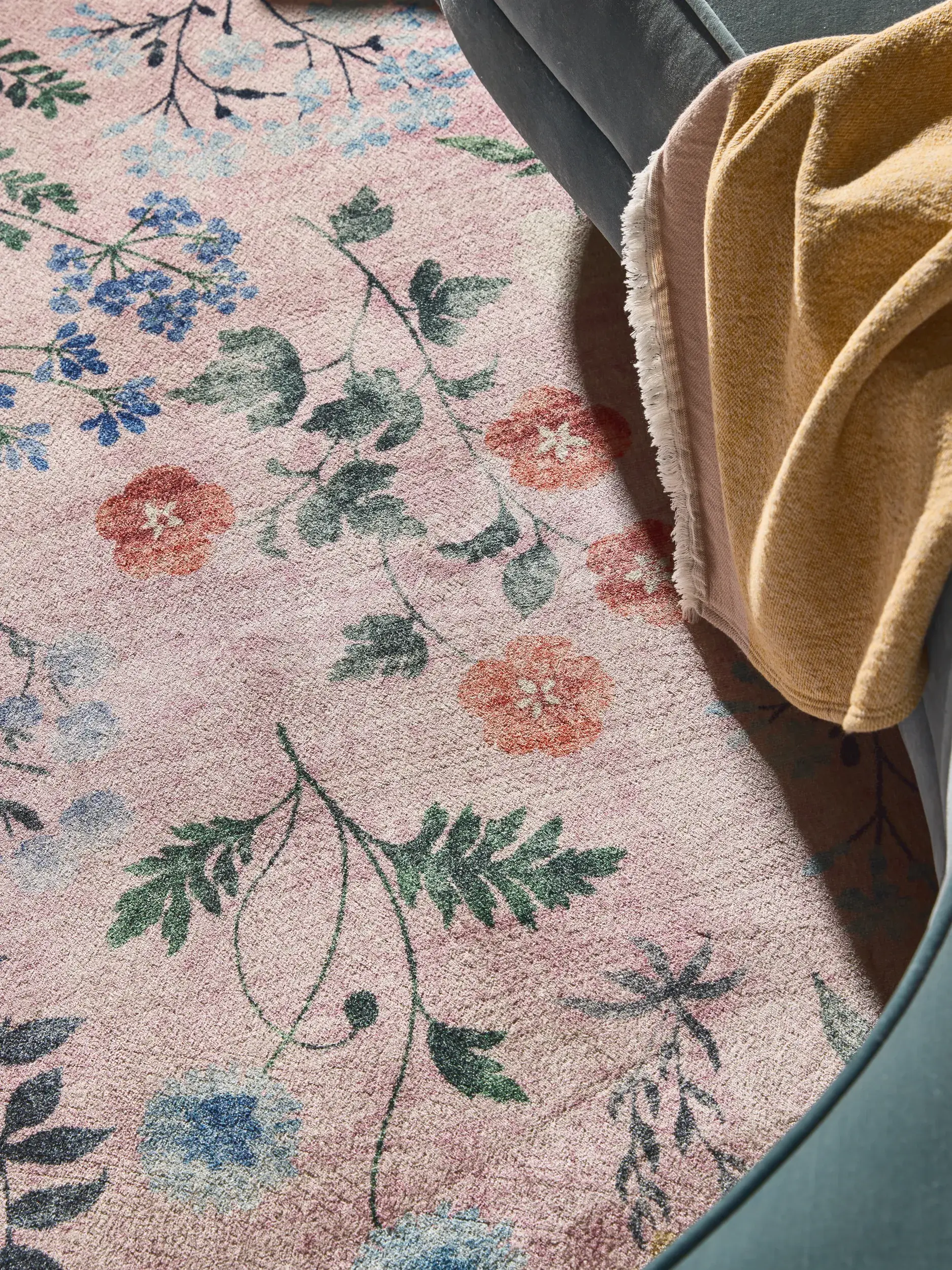 Rug made of 100% Polyester in Multicolour with a 100% Polyester high pile by benuta Nest