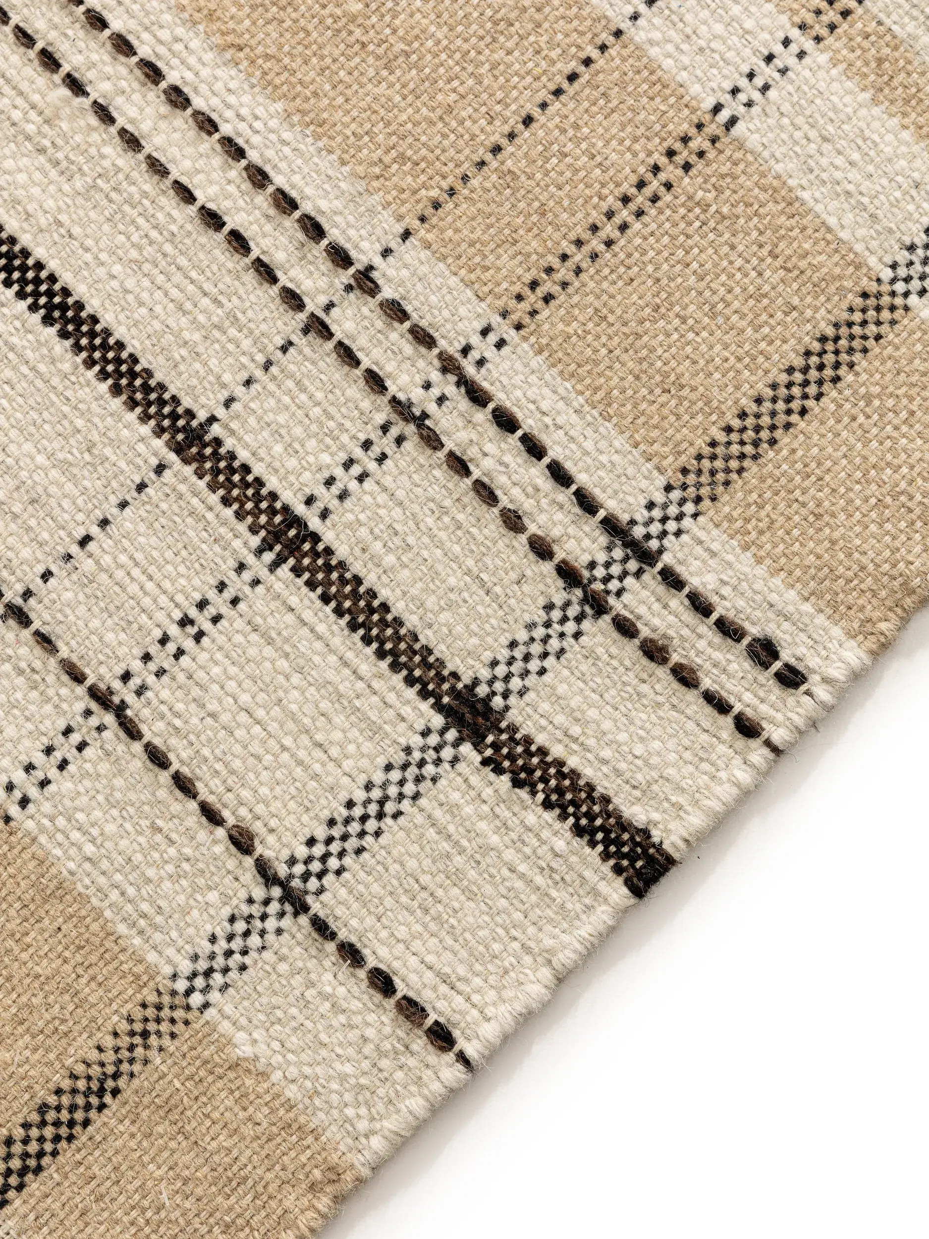 Koberec z 70% Wolle, 30% Baumwolle v Beige s vlasem výšky 70% Wolle, 30% Baumwolle od benuta Pop
