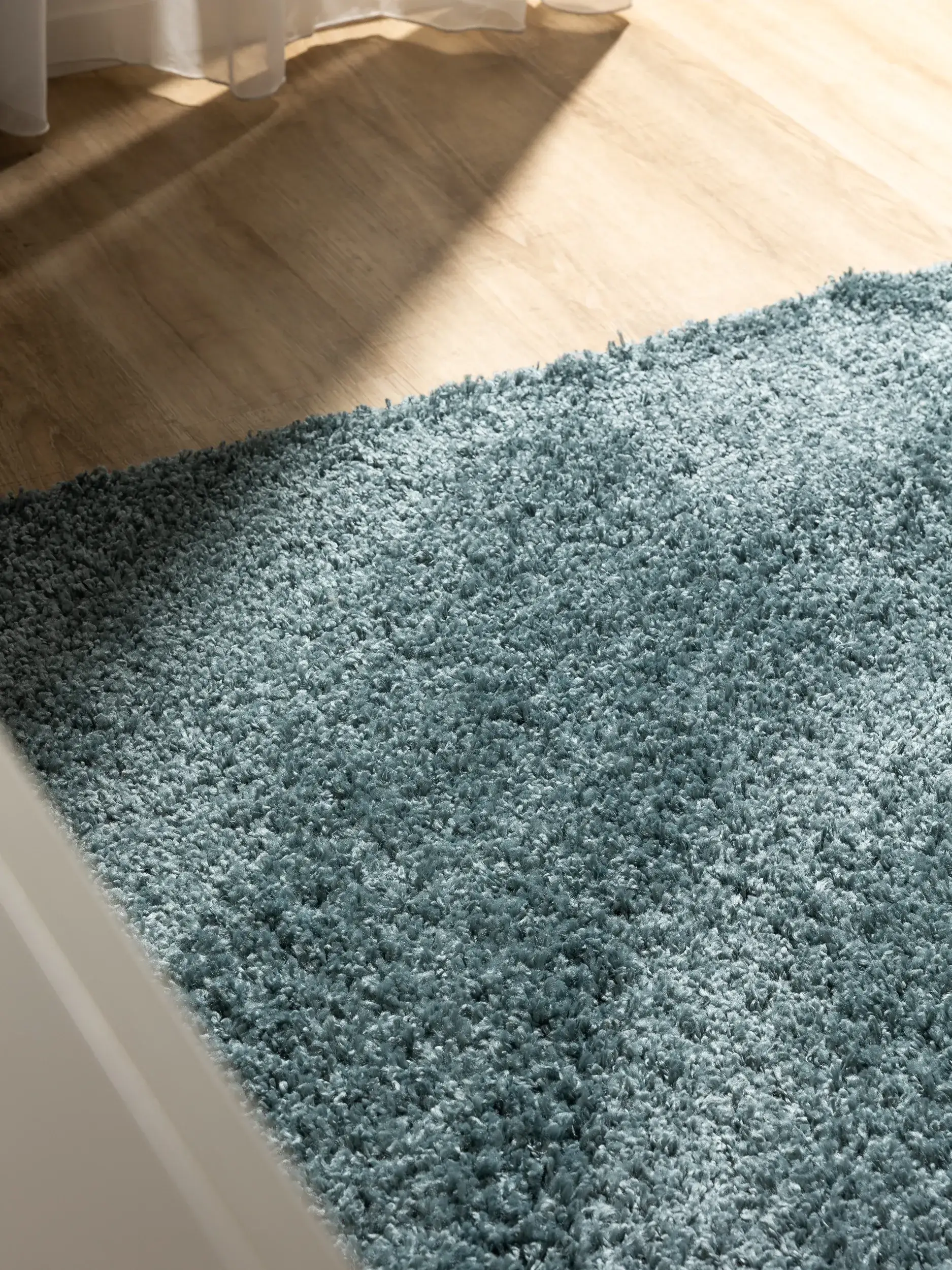 Rug made of 100% Polypropylen in Blue with a 100% Polypropylen high pile by benuta Basic