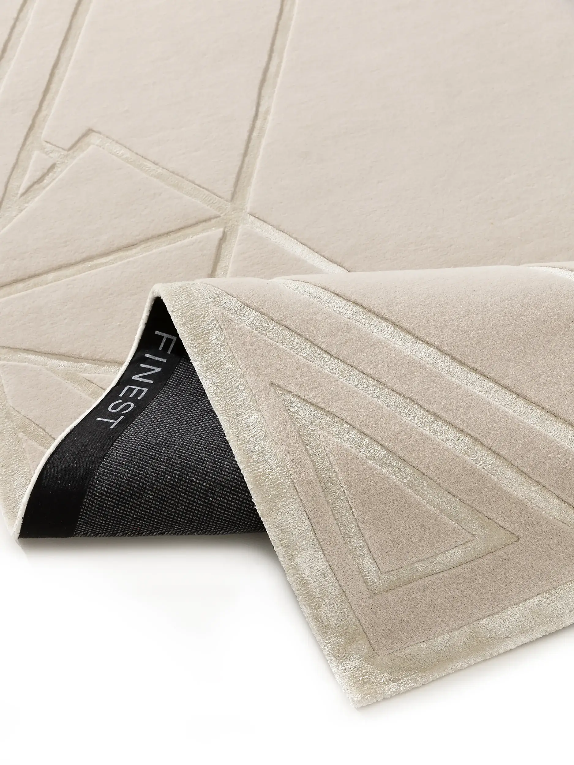 Teppich aus 80% Wolle, 20% Lyocell (Tencel™) in Beige mit 80% Wolle, 20% Lyocell (Tencel™) hohem Flor von benuta Finest