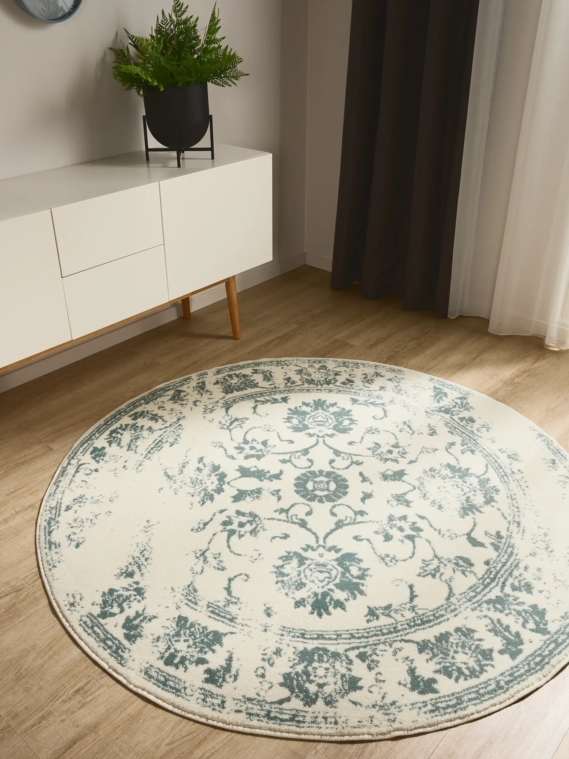 Rug made of 100% Polypropylen in Beige with a 100% Polypropylen high pile by benuta Basic