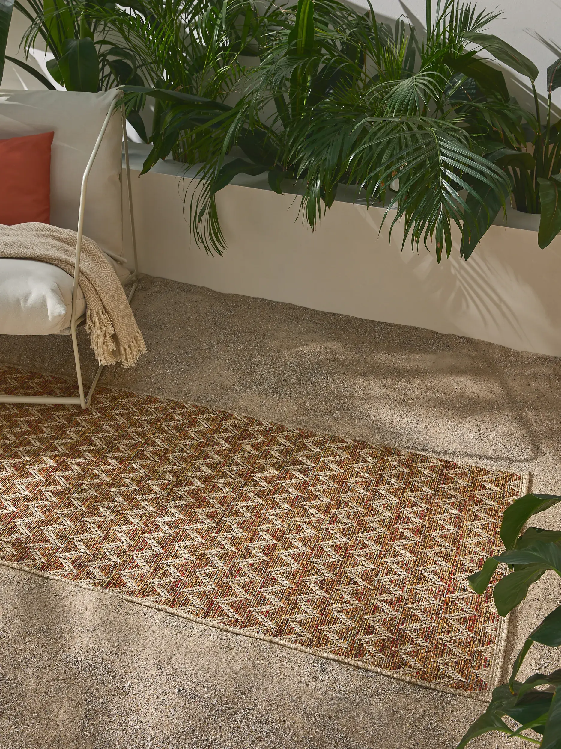Rug made of 100% Polypropylen in Beige with a 100% Polypropylen high pile by benuta Nest