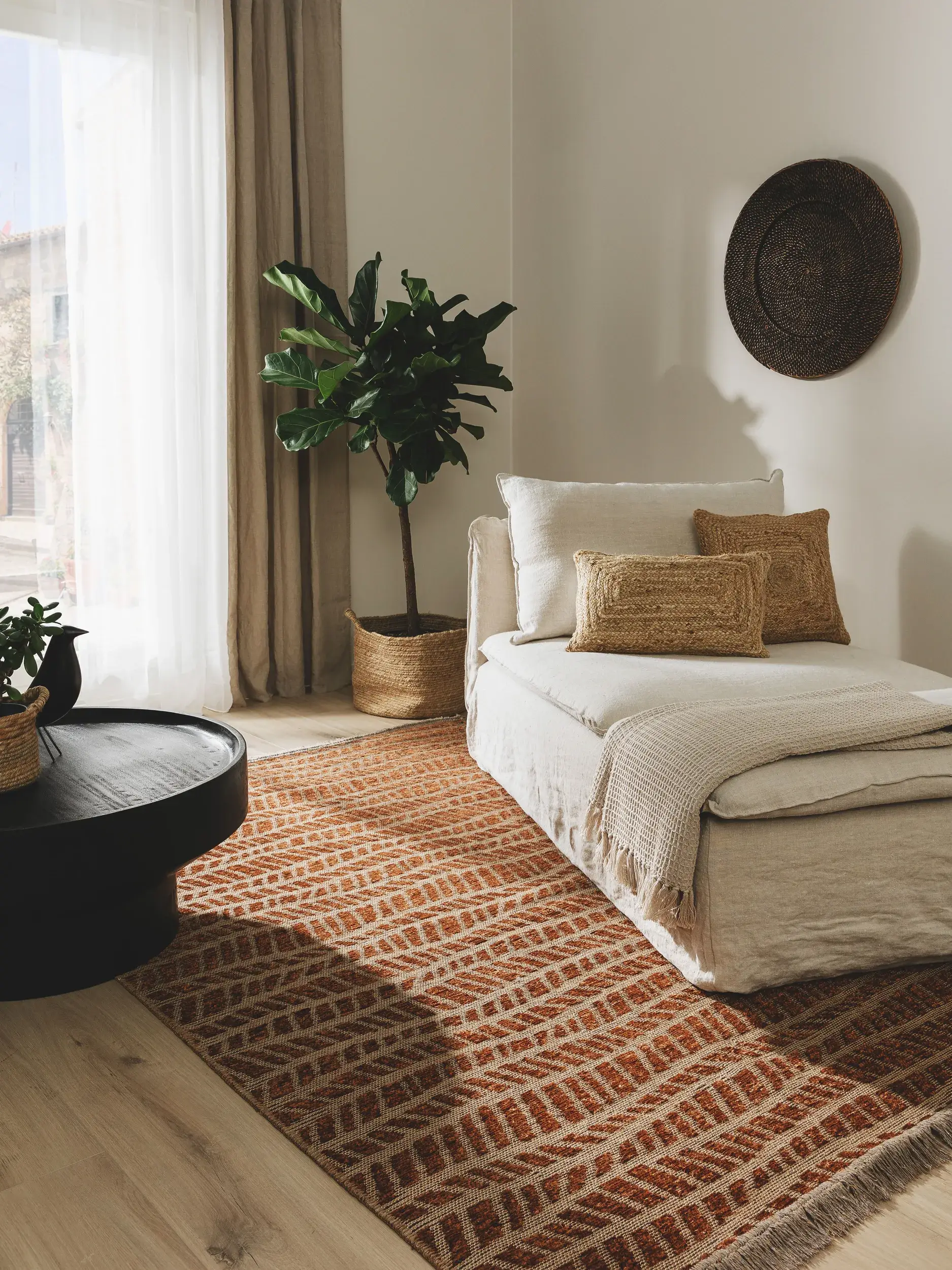 Tappeto di 55% Cotone (riciclato), 30% Iuta, 15% Poliestere in Beige con pelo alto 55% Cotone (riciclato), 30% Iuta, 15% Poliestere da benuta pure