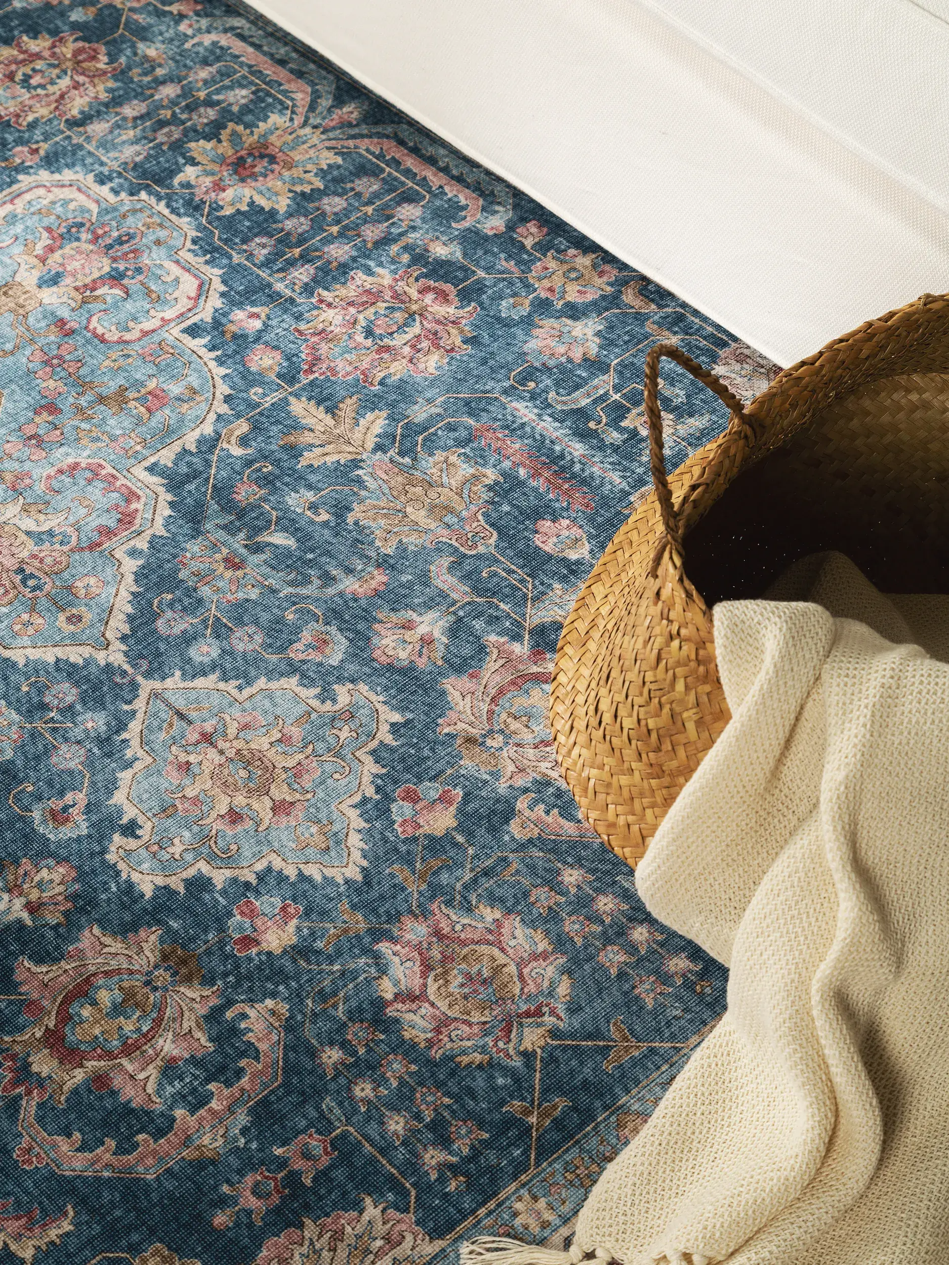 Teppich aus 100% Polyester in Blau mit 100% Polyester hohem Flor von benuta Pop