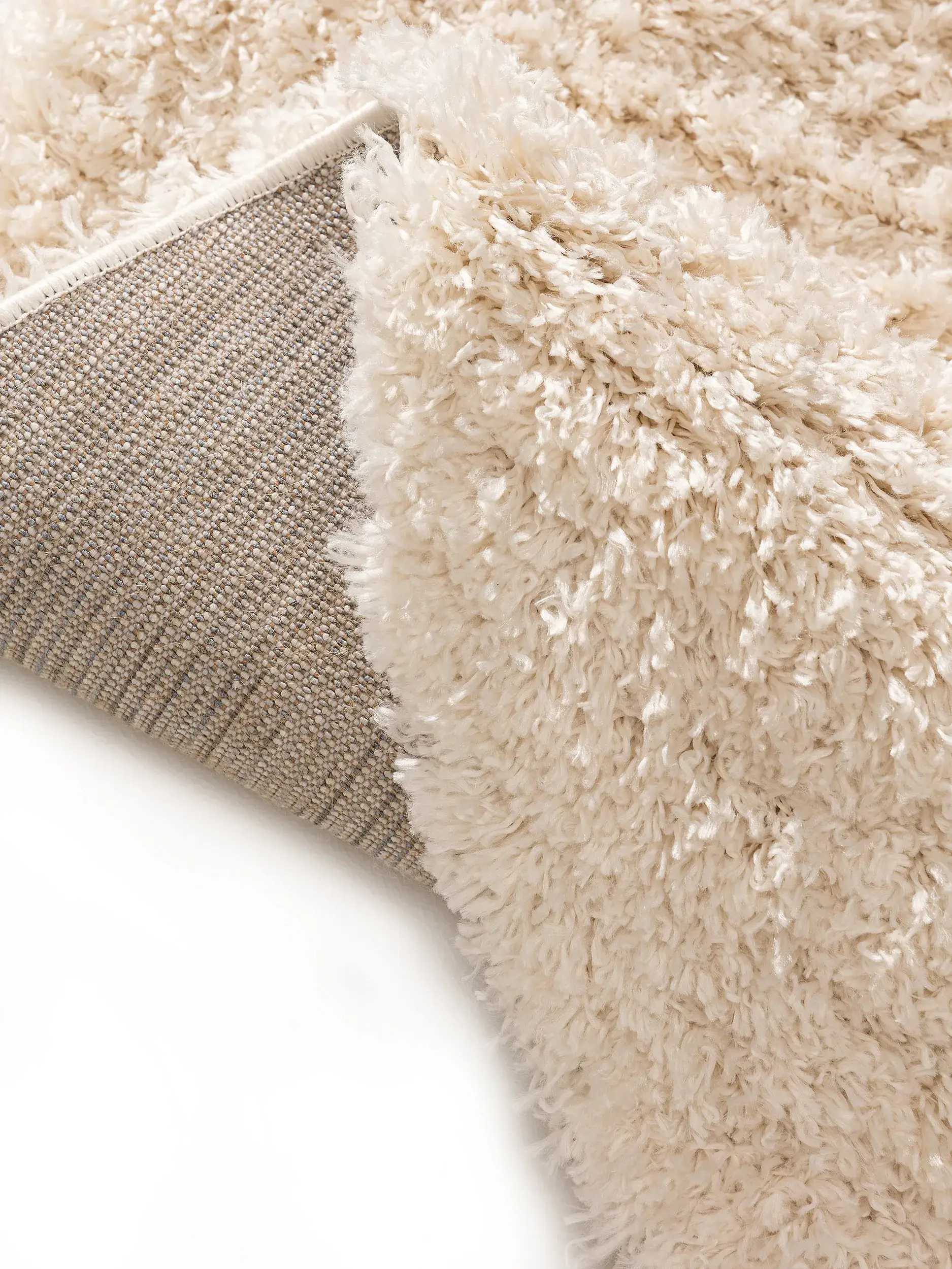 Teppich aus 100% Polypropylen in Beige mit 100% Polypropylen hohem Flor von benuta Pop