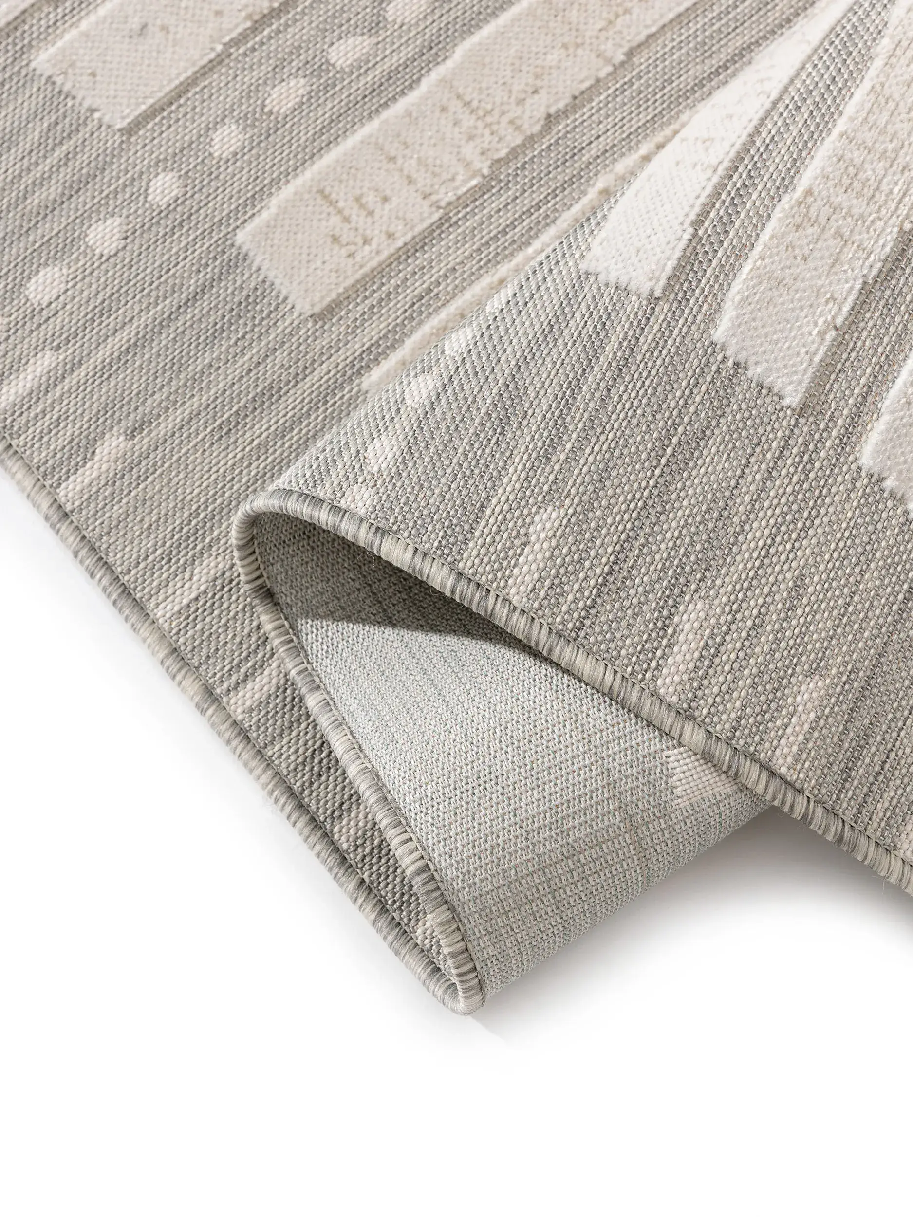 Teppe av 100% Polypropylen i Beige med 100% Polypropylen høy lugg fra benuta Basic
