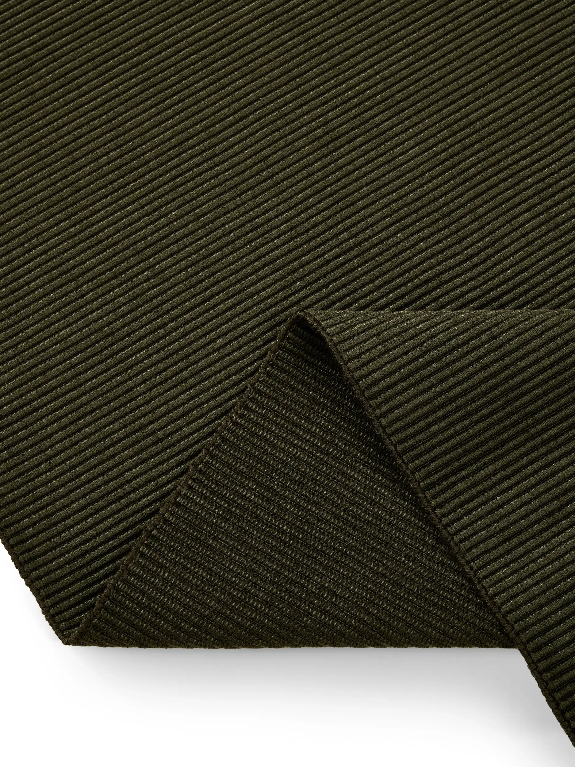 Teppich Arvea aus 100% Polyester (recyceltes PET) in  von benuta Pure