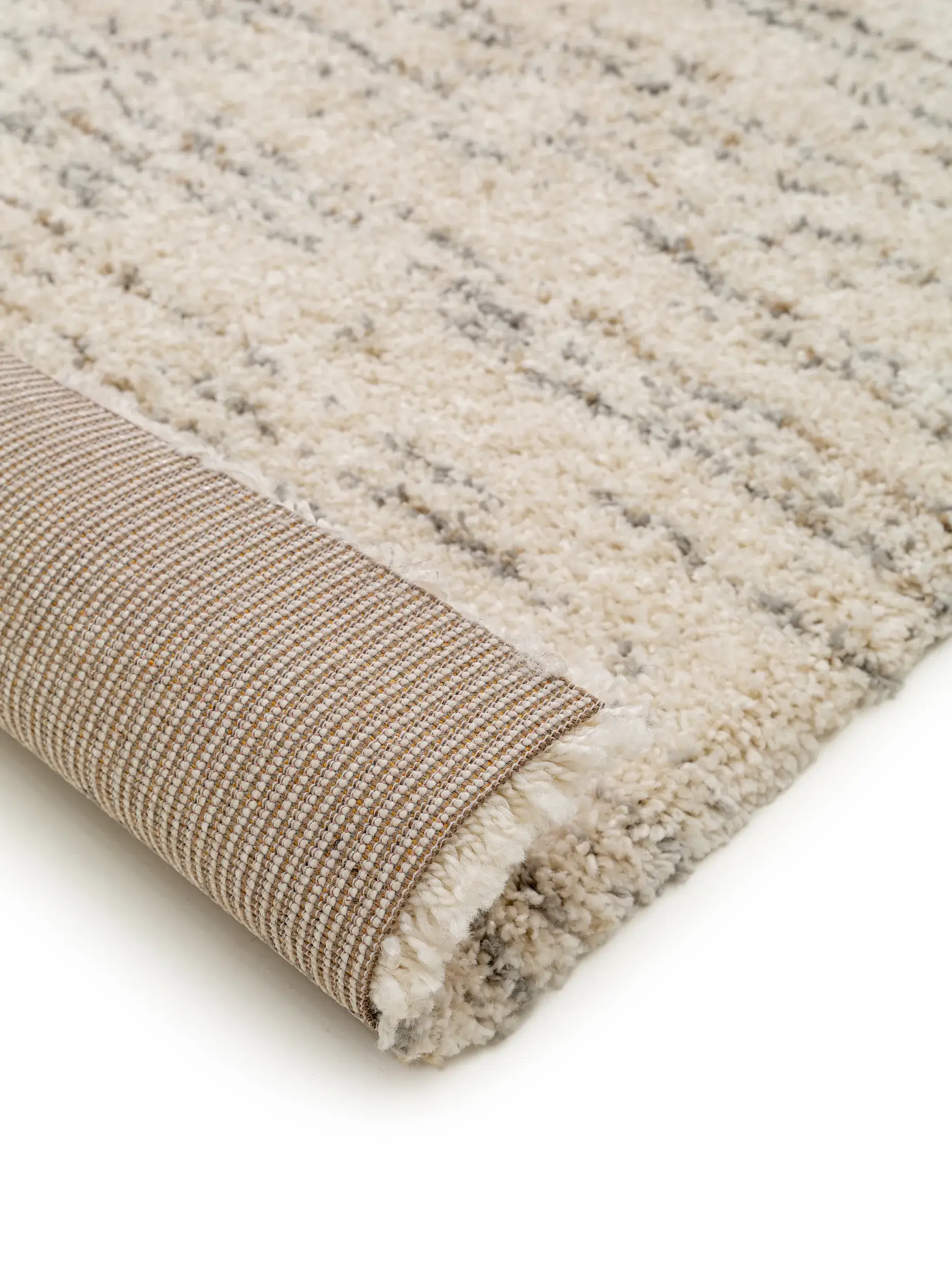 Rug made of 100% Polypropylen in Beige with a 100% Polypropylen high pile by benuta Nest