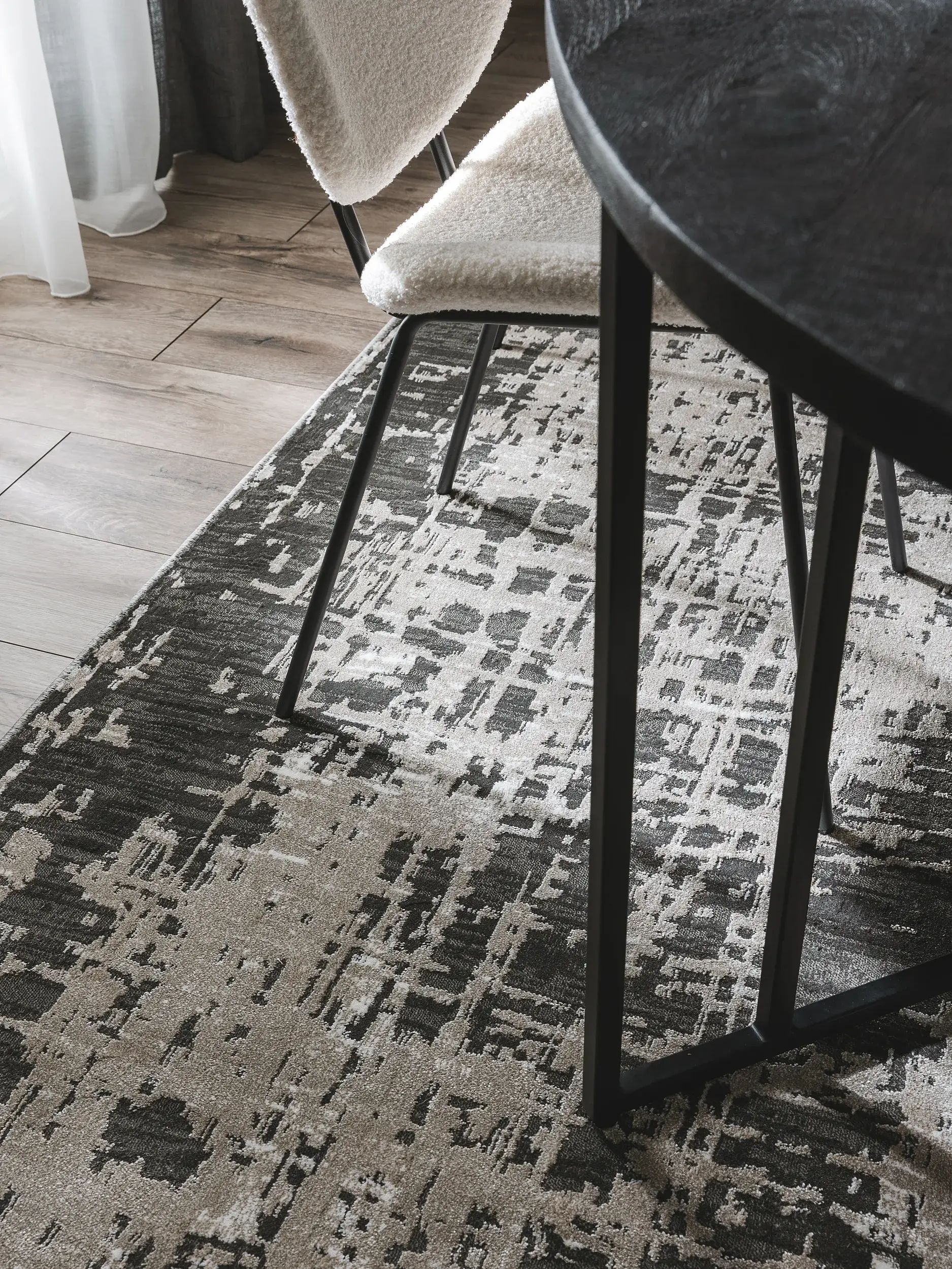 Rug made of 100% Polyester in Grey with a 100% Polyester high pile by benuta Nest