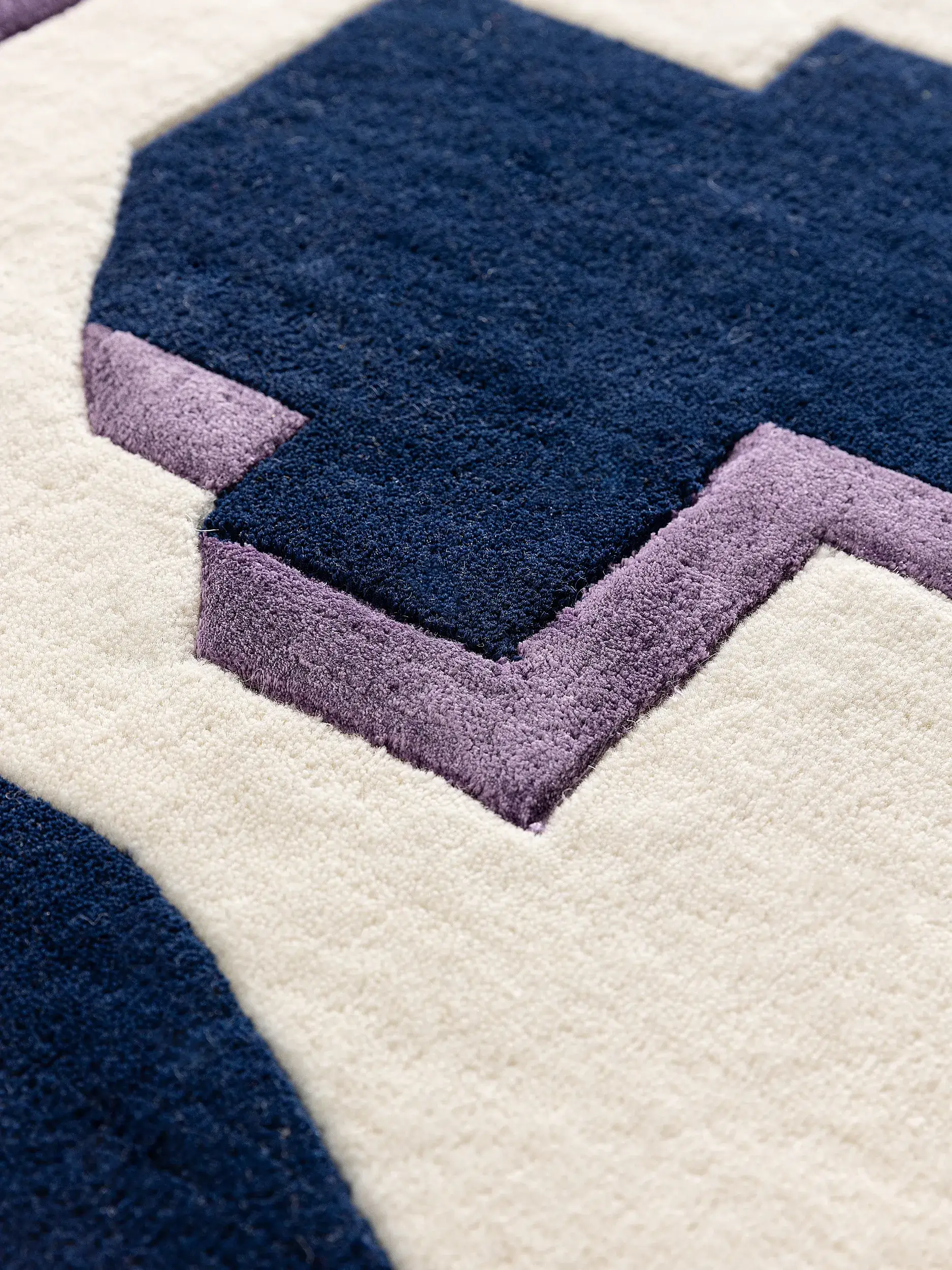 Tæppe af 90% Uld, 10% Lyocell (Tencel™) i Blå med 90% Uld, 10% Lyocell (Tencel™) høj luv fra benuta Finest