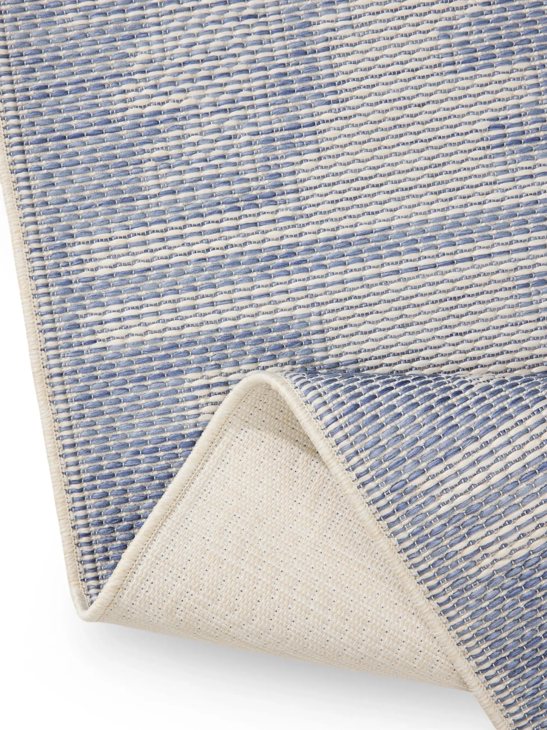 Teppich aus 100% Polypropylen in Blau mit 100% Polypropylen hohem Flor von benuta Nest