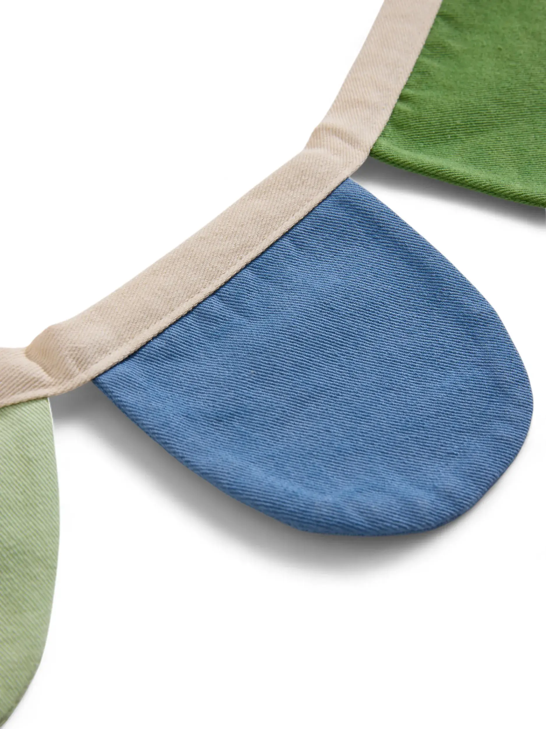 Wanddeko Hana Blau/Grün Floral-suunnittelussa, valmistettu 100% puuvillaaista, Lyttein toimesta