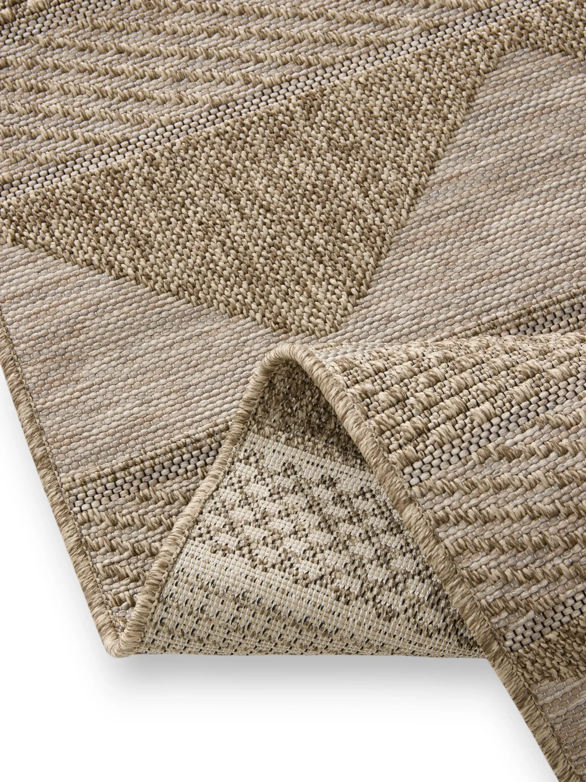Rug made of 100% Polypropylen in Beige with a 100% Polypropylen high pile by benuta Nest
