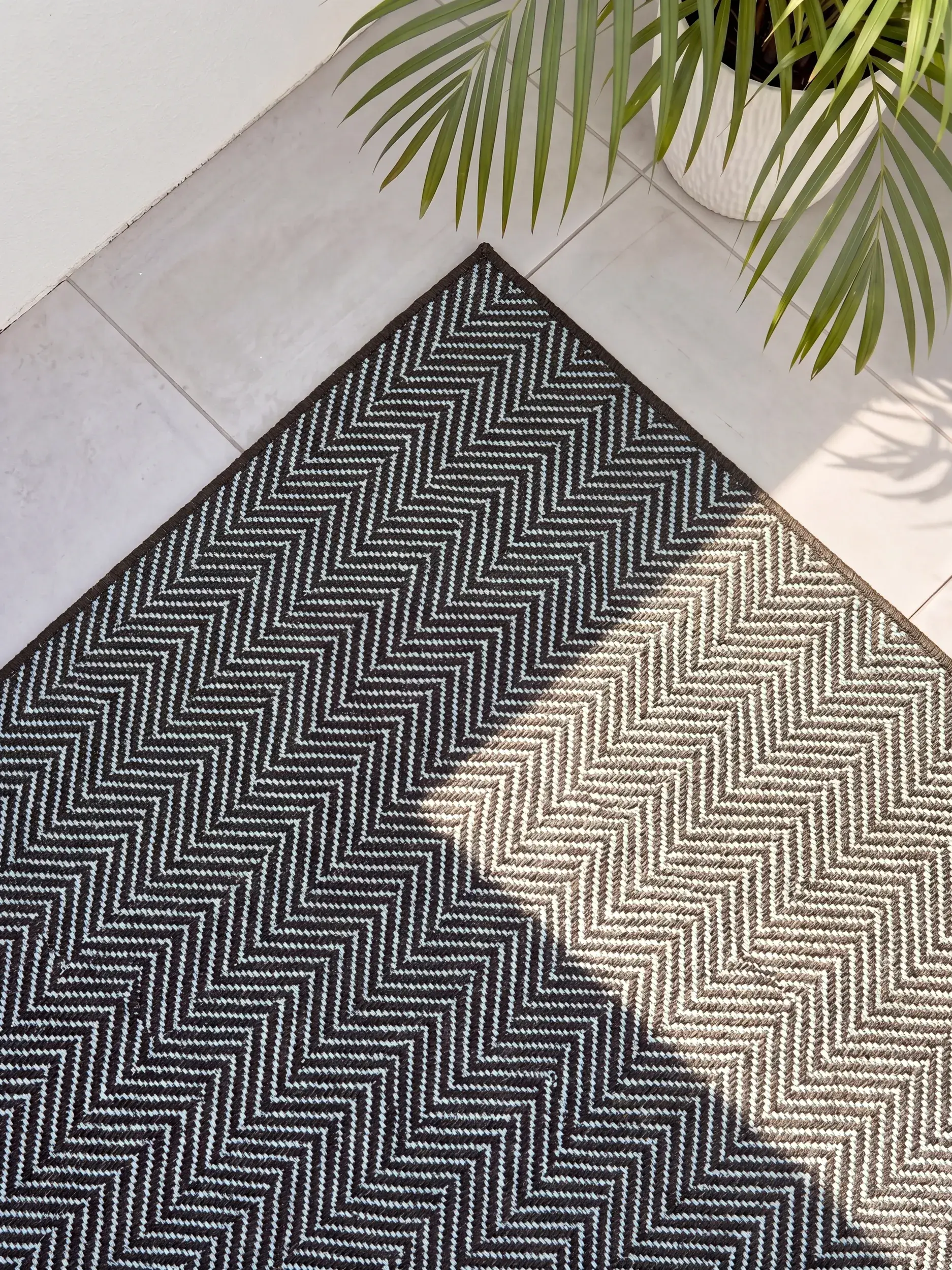 Rug Rowan made of 100% Polypropylen in  by benuta Pop