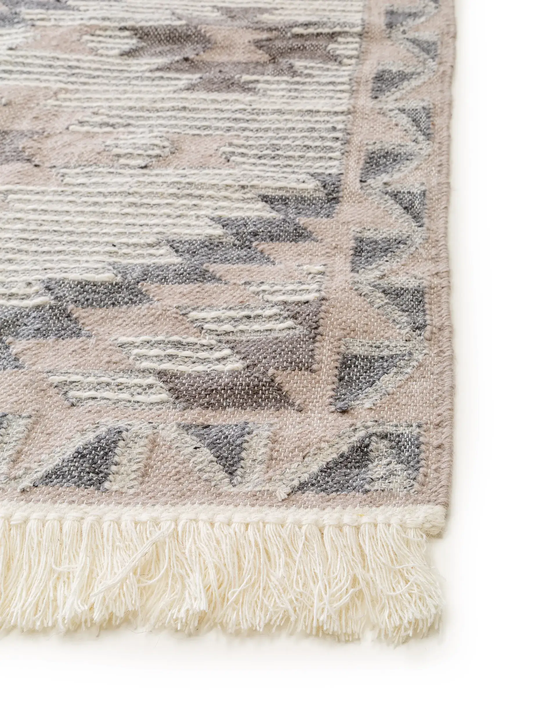 Tapijt van 70% Wol, 30% Polyester in Grijs met een 70% Wol, 30% Polyester hoge pool van benuta pure