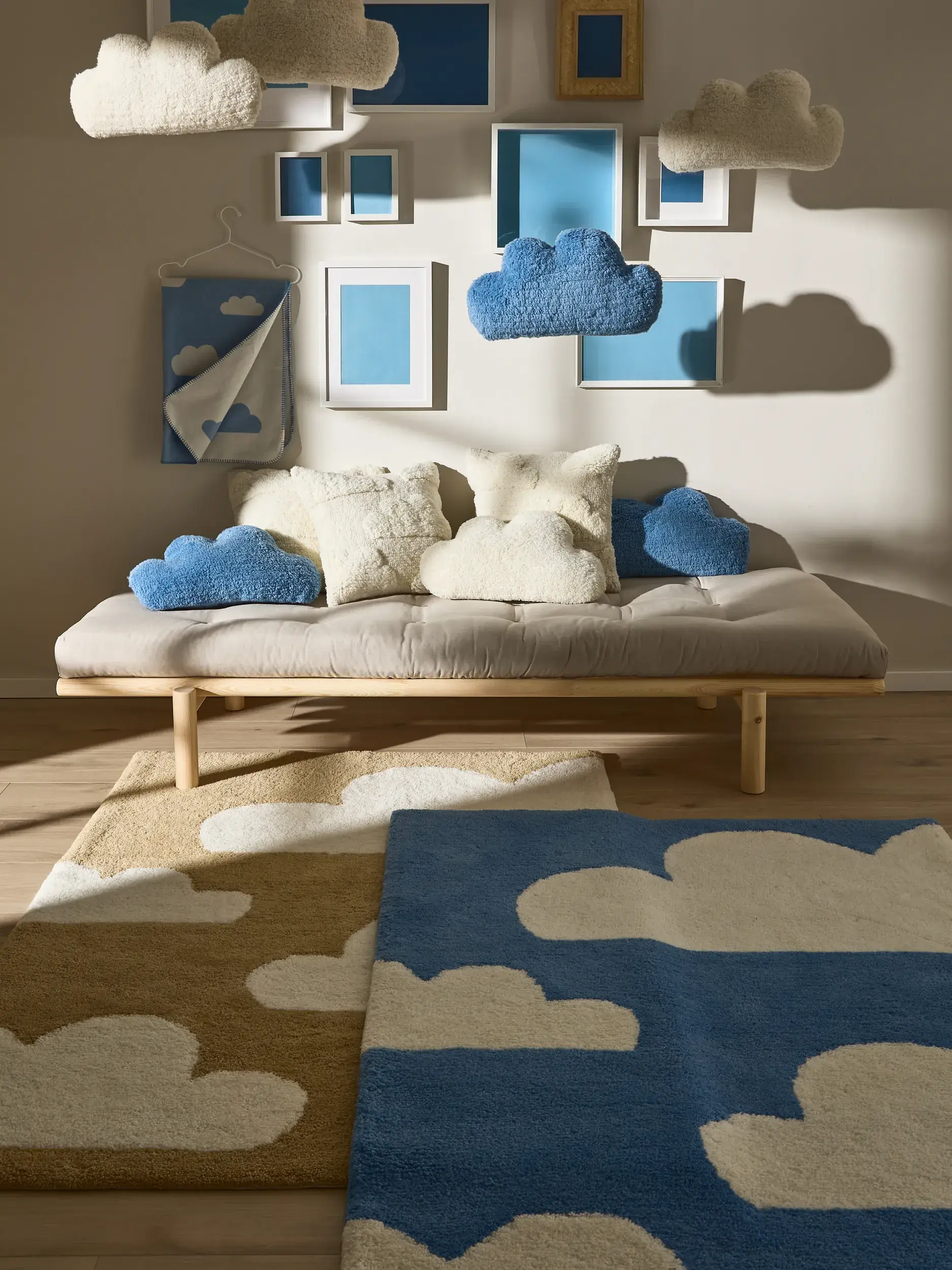 Baumwolldecke Lumi Hellblau im Design  aus  von Lytte
