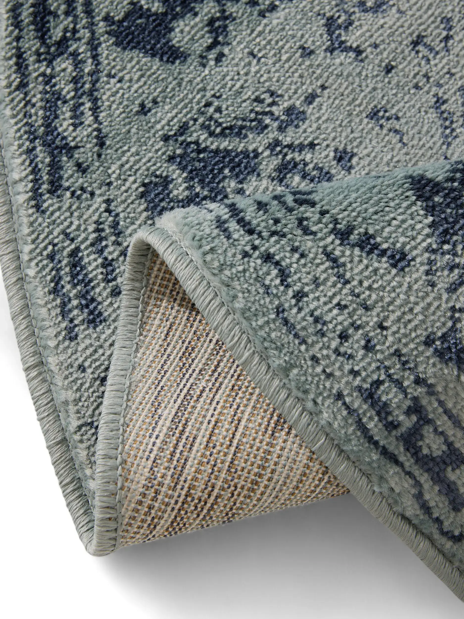 Rug made of 100% Polypropylen in Turquoise with a 100% Polypropylen high pile by benuta Basic