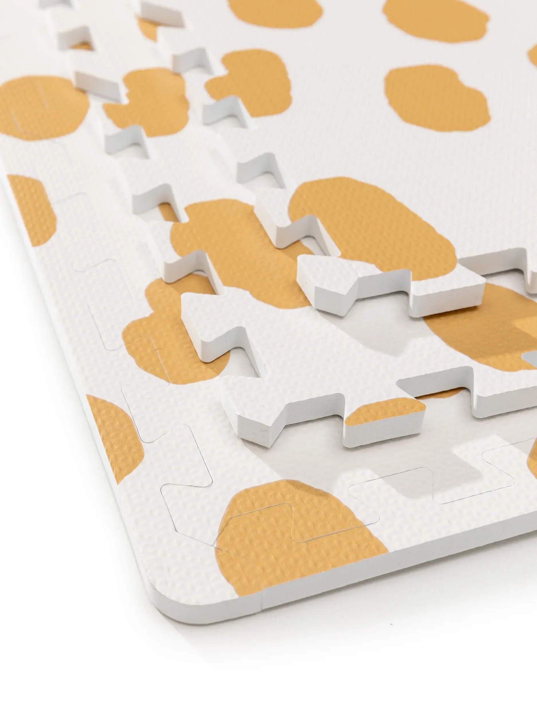 Spielmatte Savannah Cream/Gelb im Design Tiermotive aus  von Lytte