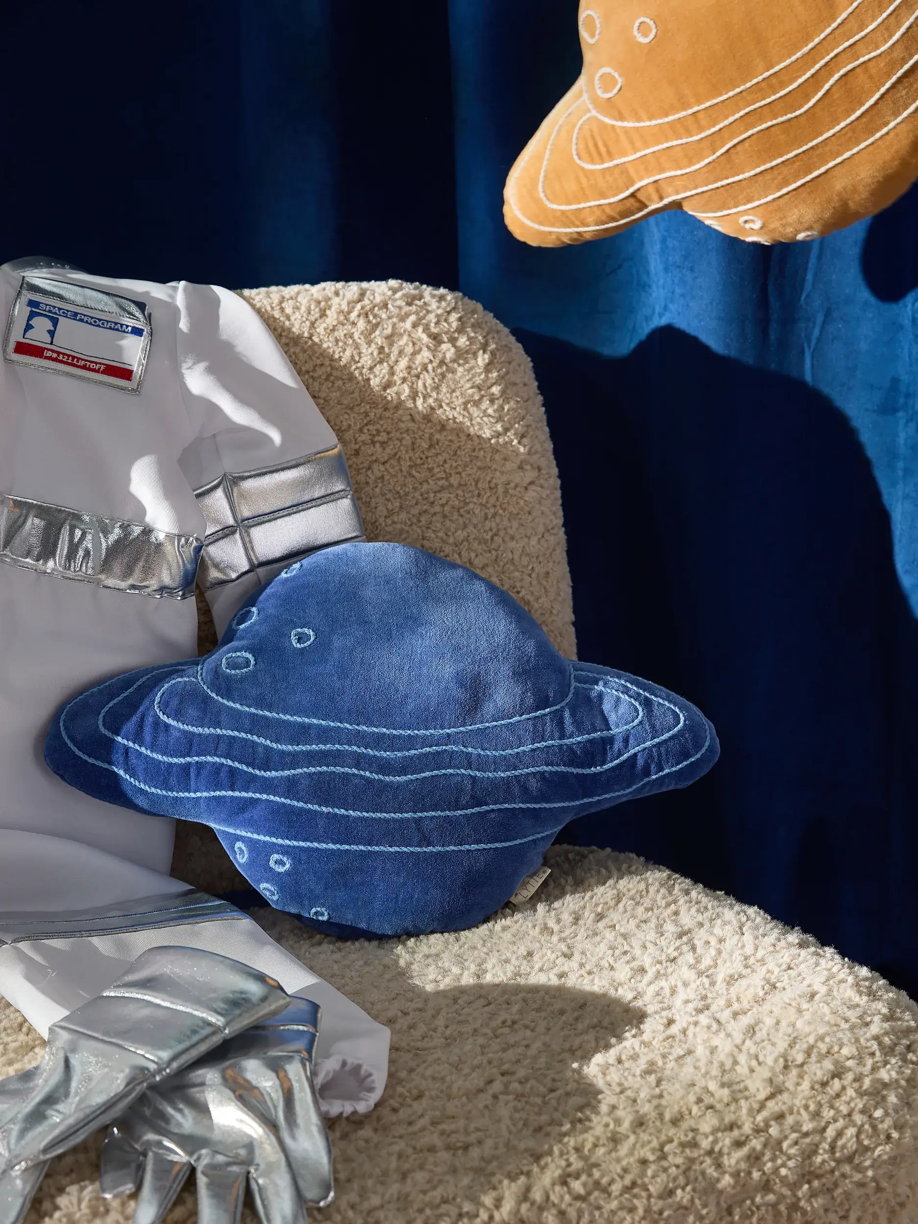Kissen Alex Blau im Design Kindermotive aus  von Lytte