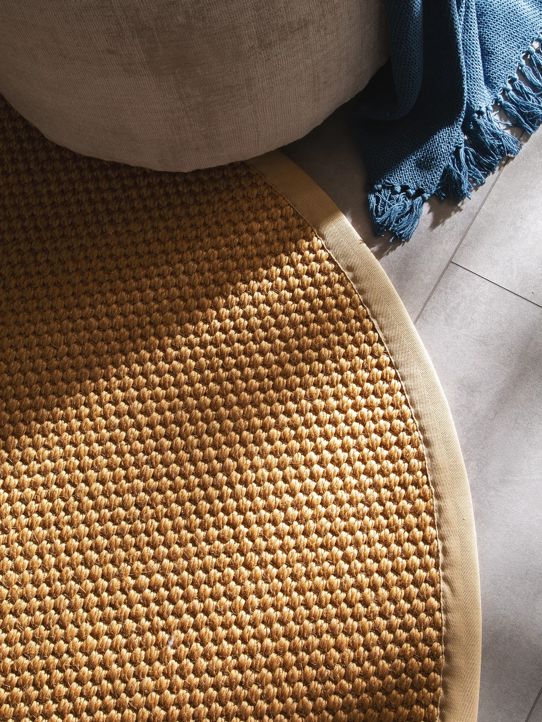 Teppich aus 100% Sisal in Beige mit 100% Sisal hohem Flor von benuta Pure