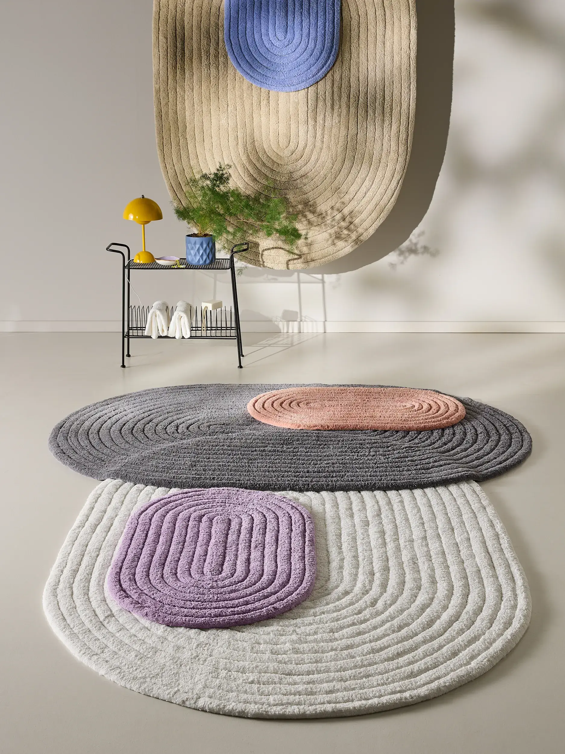 Badematte Nia Lila im Design Geometrisch aus 100% Baumwolle von benuta Pop