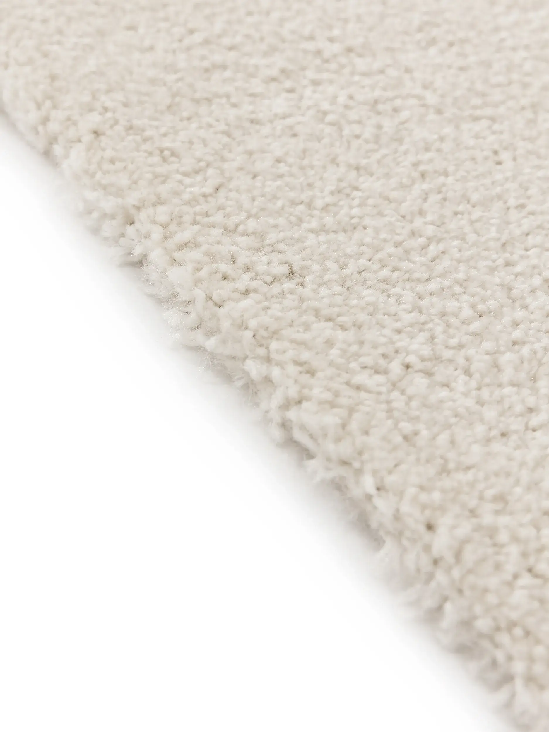 Tapis en 100% Polypropylène en Blanc avec une pile de 100% Polypropylène de hauteur de benuta nest
