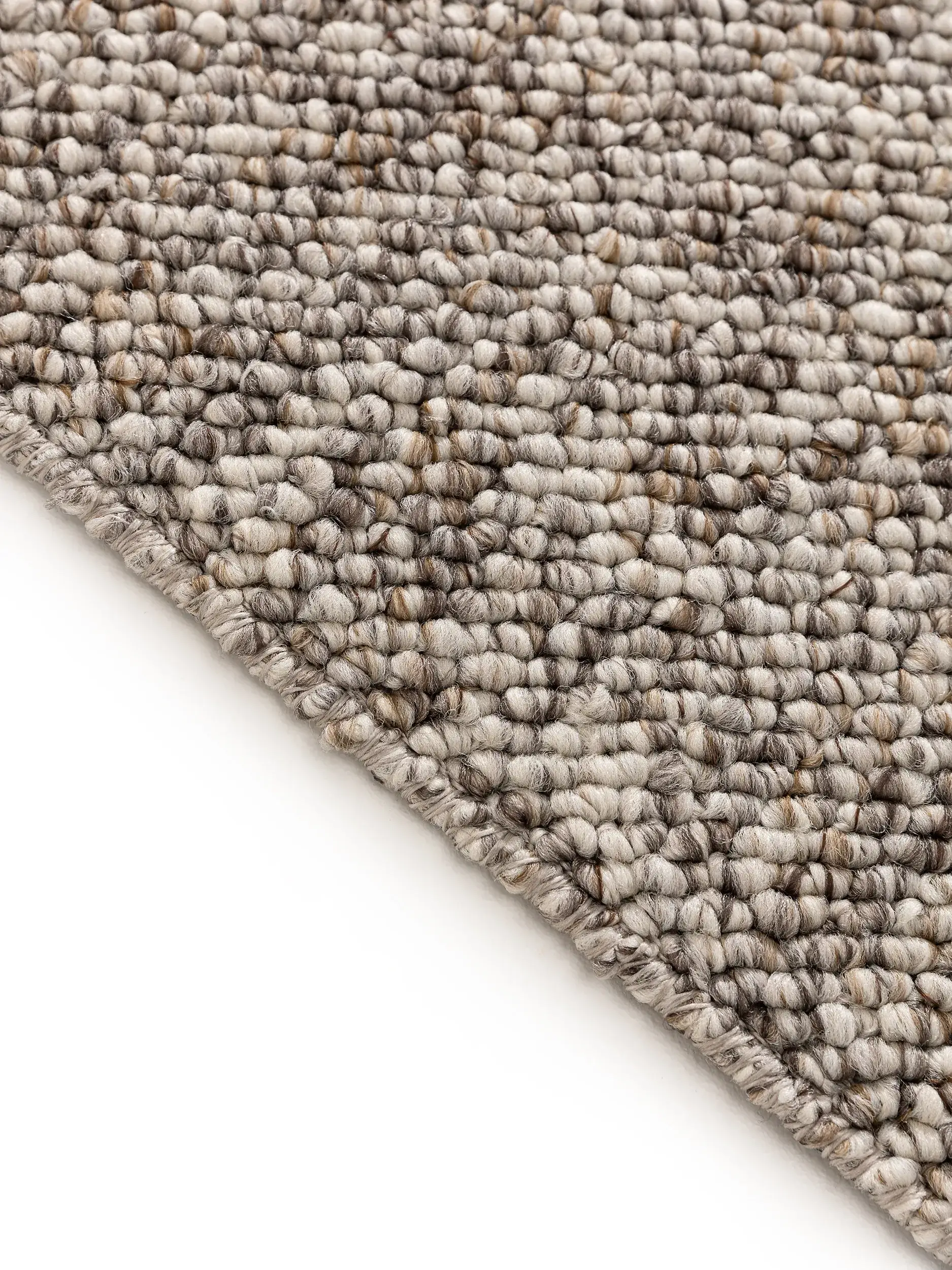 Teppich aus 100% Polypropylen in Taupe mit 100% Polypropylen hohem Flor von benuta Nest