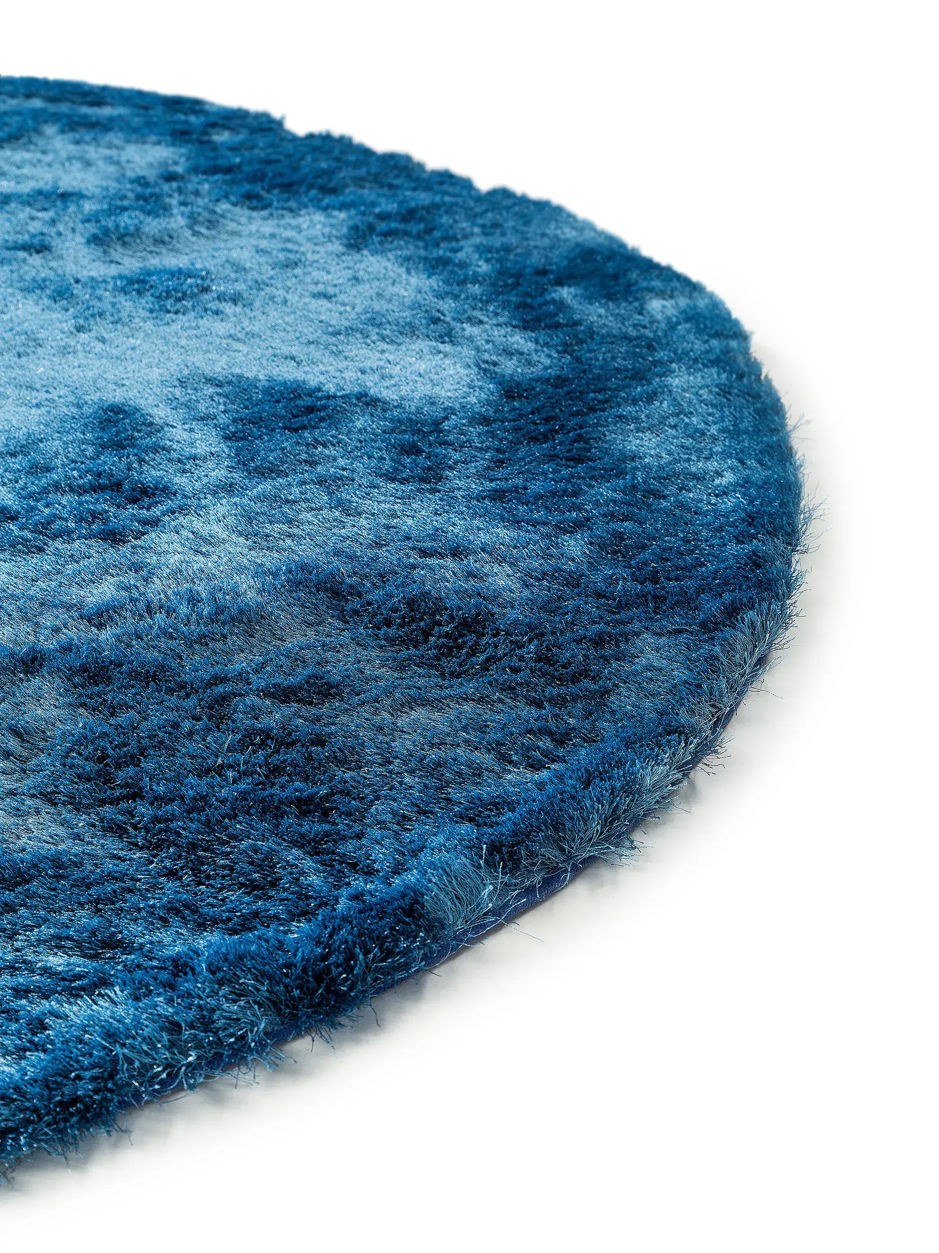 Matto 100% Polyestera värissä Blau 100% Polyester korkealla nukalla merkiltä benuta Nest