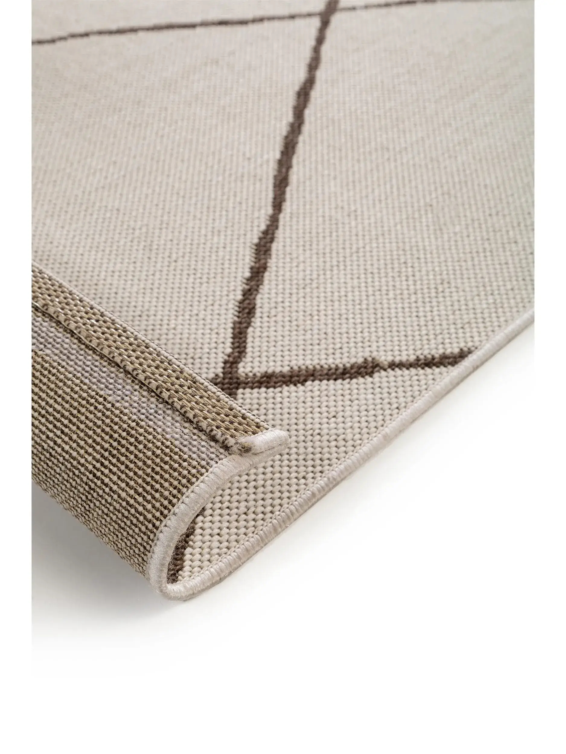 Tappeto di 100% Polipropilene in Beige con pelo alto 100% Polipropilene da benuta nest