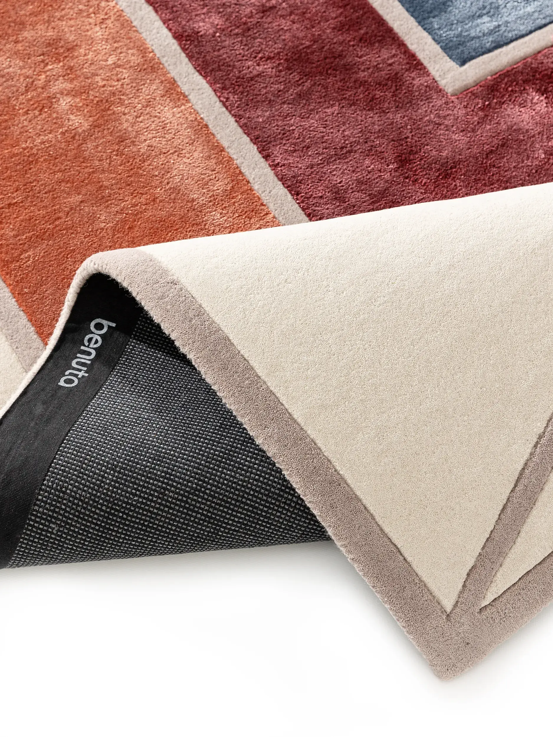Teppich aus 50% Wolle, 50% Lyocell (Tencel™) in Multicolor mit 50% Wolle, 50% Lyocell (Tencel™) hohem Flor von benuta Finest