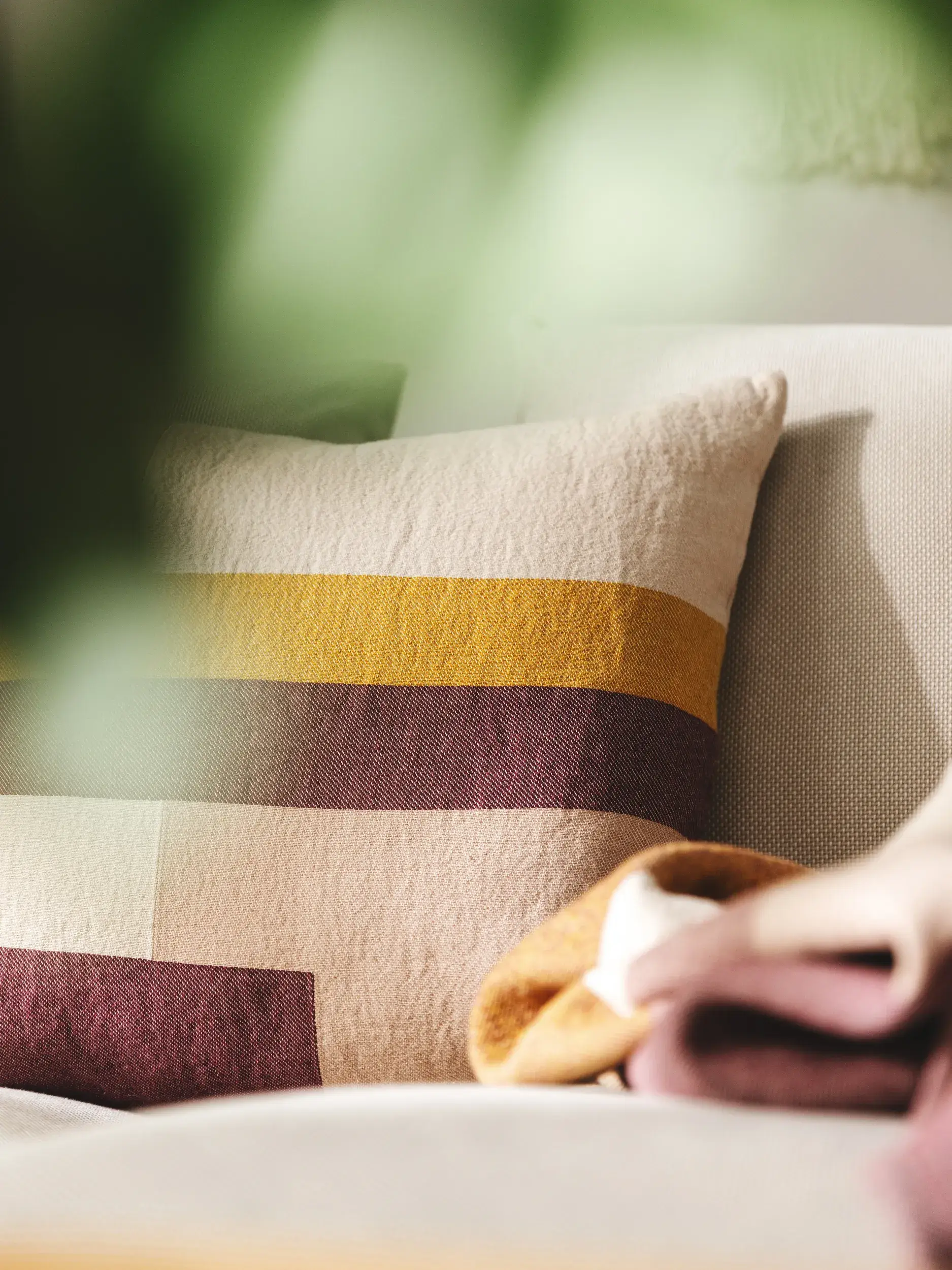 Kissenbezug Leoni Multicolor im Design Strukturmix aus 100% Baumwolle von benuta Nest