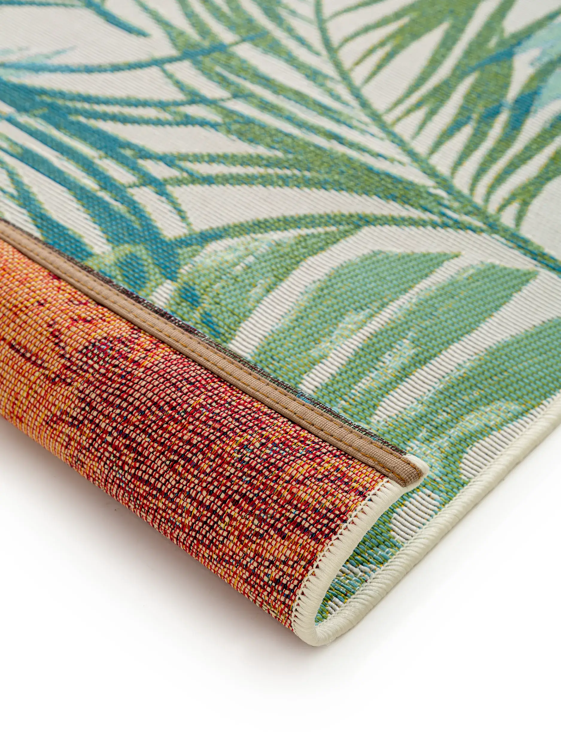 Teppich Artis aus 76% Polypropylen, 23% Polyester, 1% Latex in Grün von benuta Nest