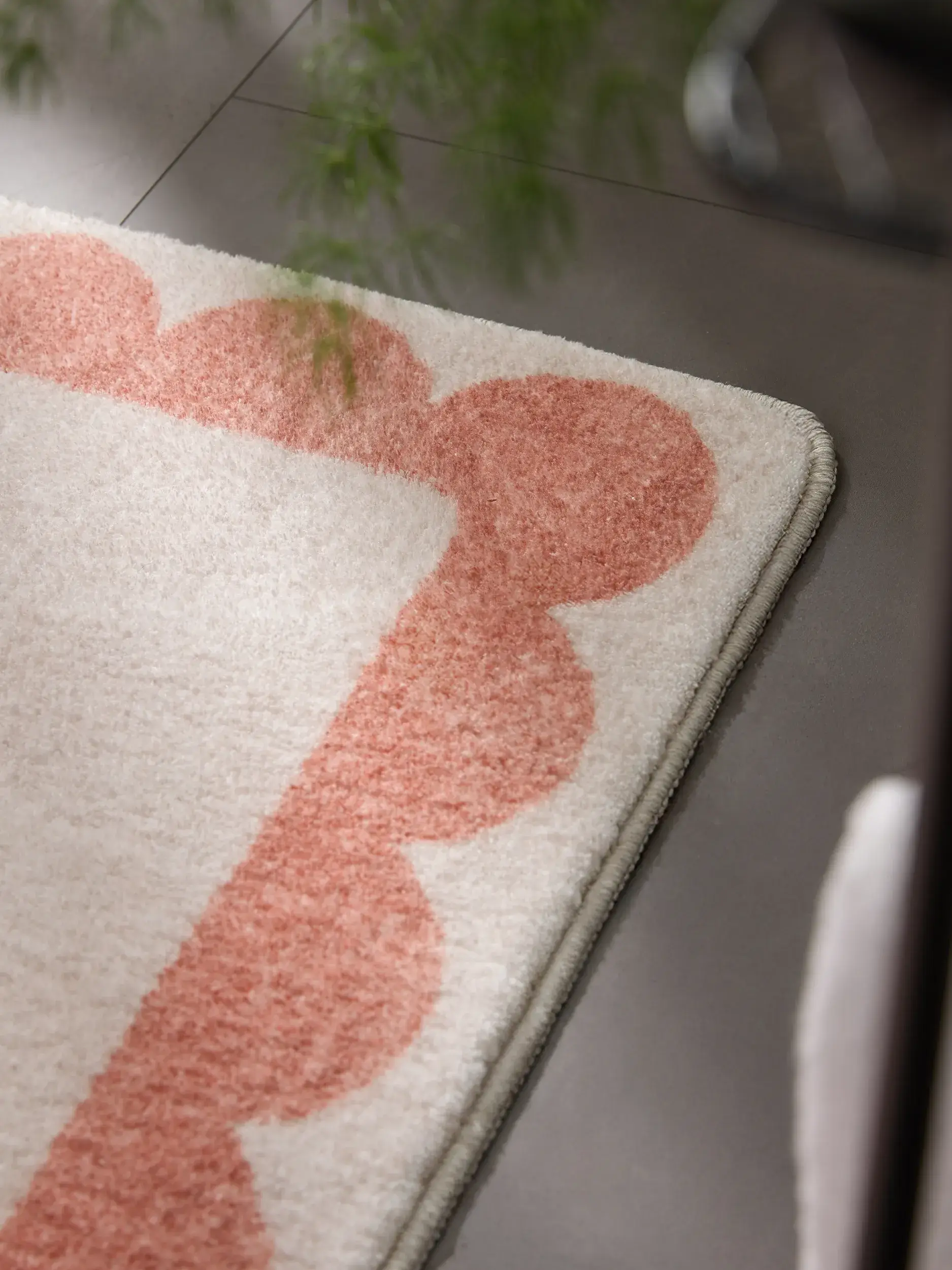 Alfombrilla de baño Frame Naranja con diseño de Borde en 100% Poliéster de benuta POP