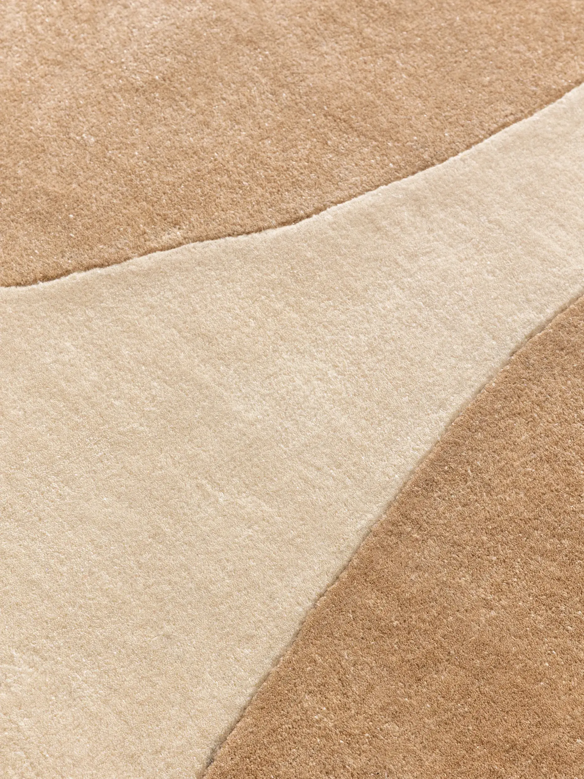 Teppe av 100% Polyester (recyceltes PET) i Beige med 100% Polyester (recyceltes PET) høy lugg fra benuta Pure
