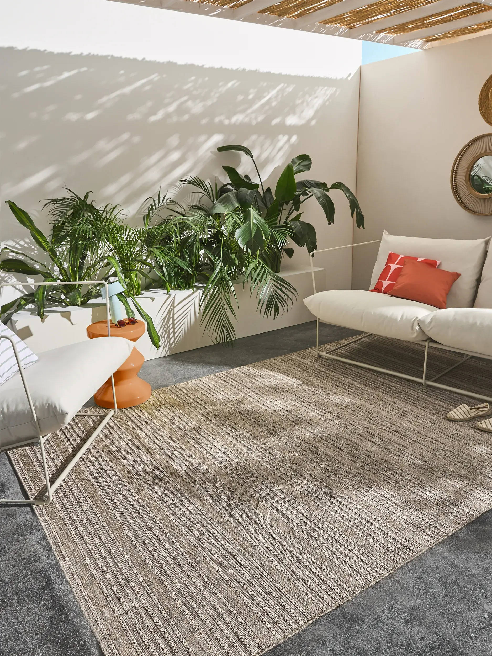 Rug made of 100% Polypropylen in Beige with a 100% Polypropylen high pile by benuta Nest