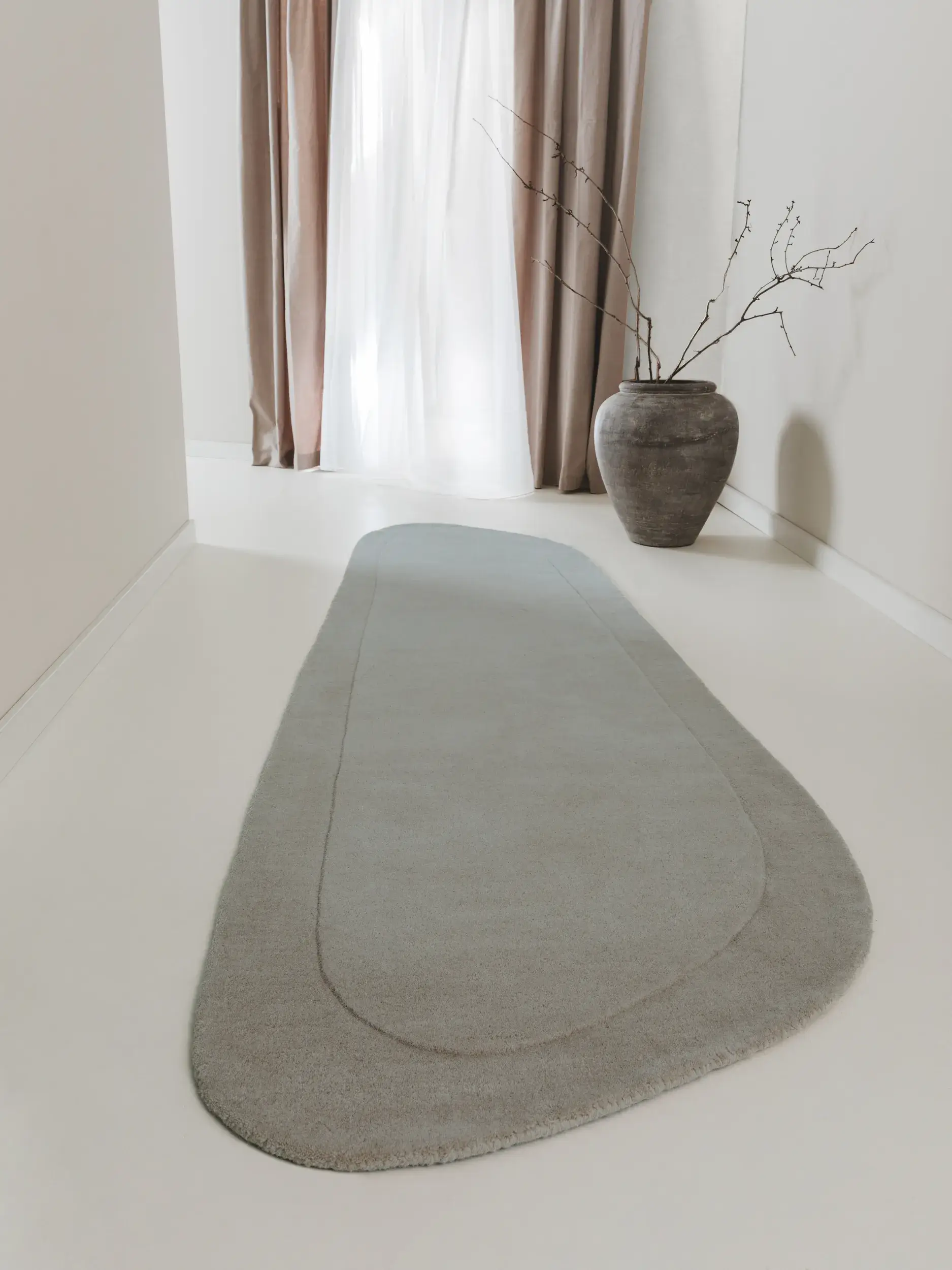 Teppich Shape aus 100% Wolle in  von benuta Pure