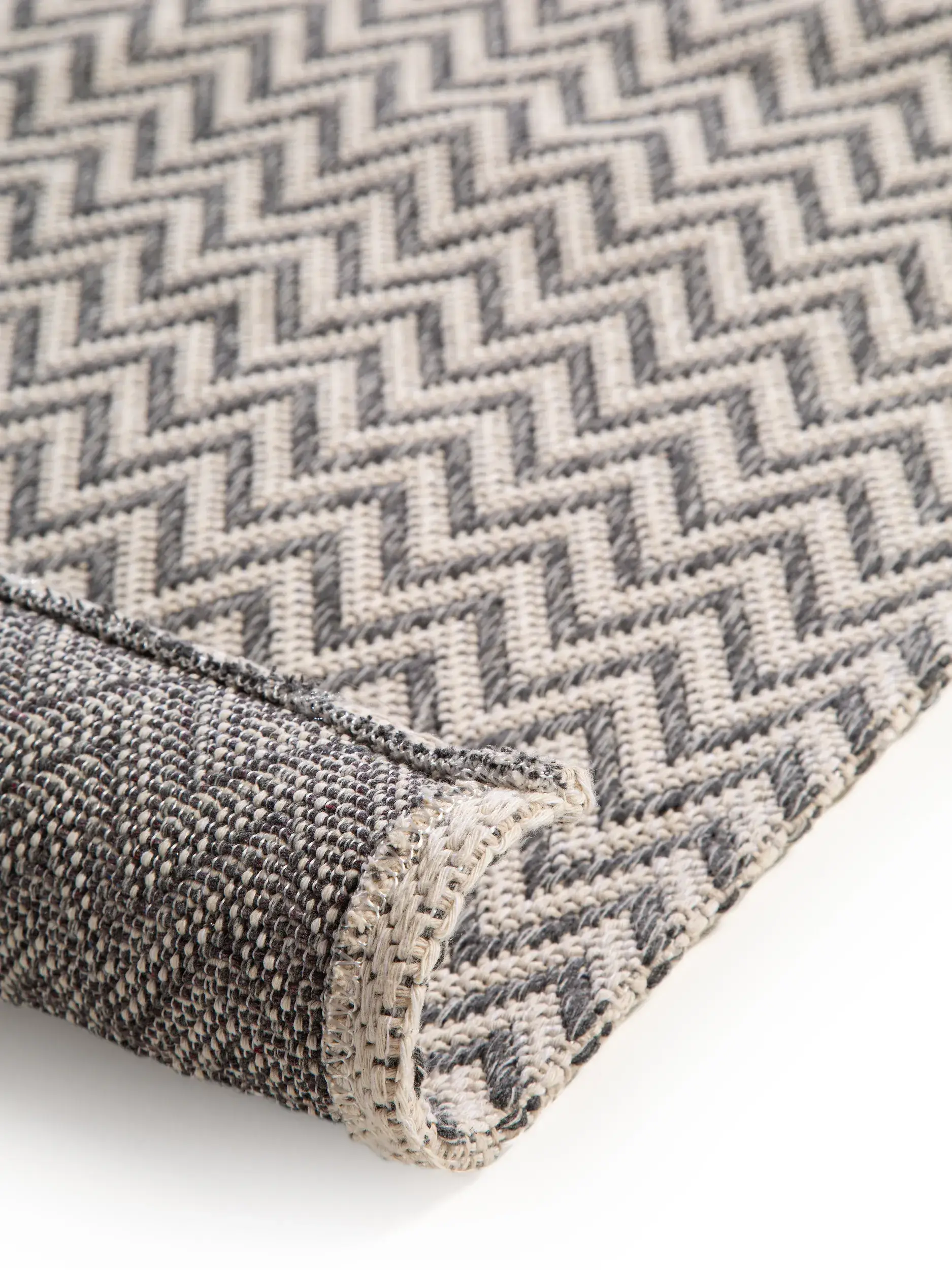 Rug made of 100% Cotton in Grey with a 100% Cotton high pile by benuta Nest