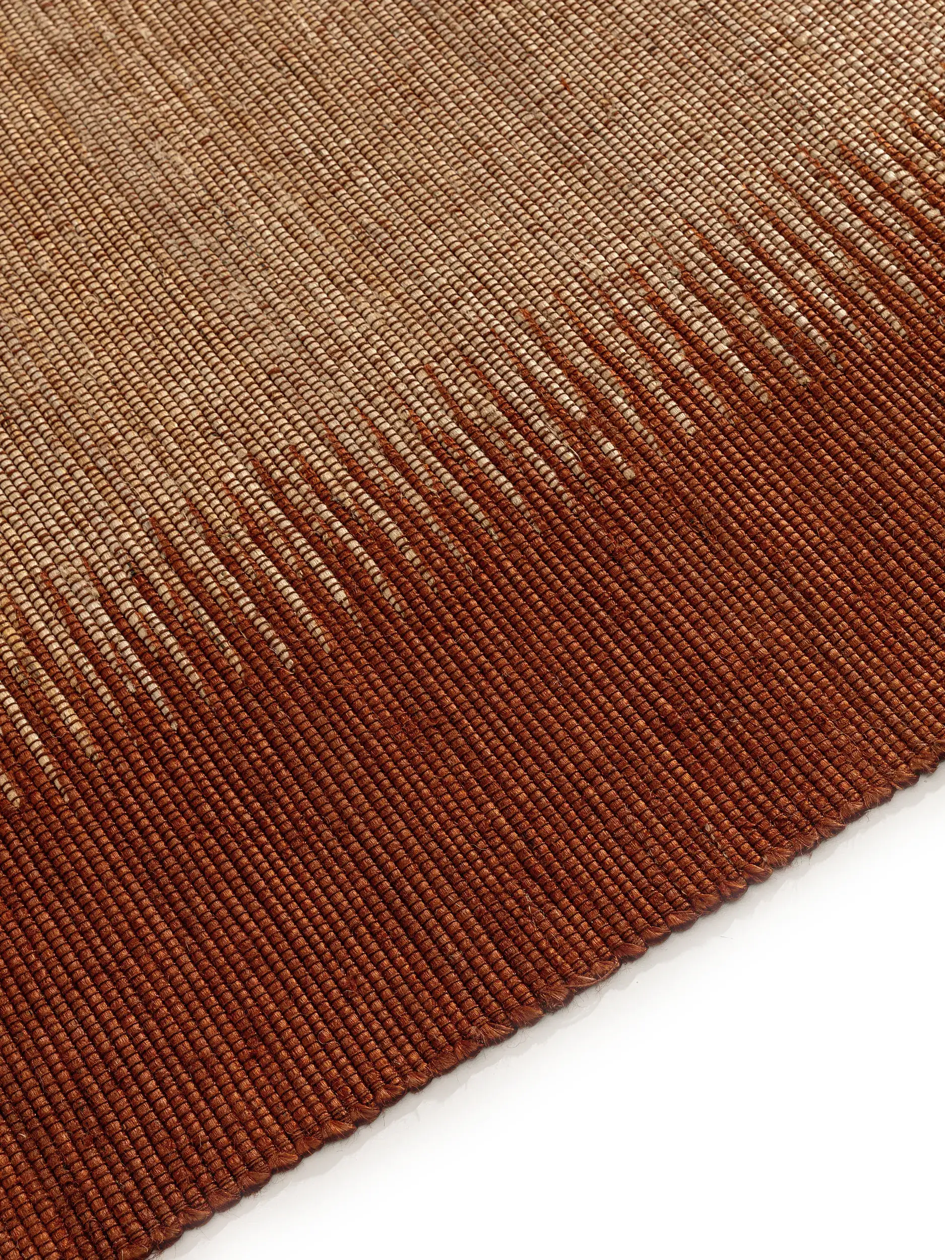 Alfombra de 79% Yute, 21% Algodón en Marrón con un pelo de {{Placeholder_Pile Height}} de altura de benuta pure