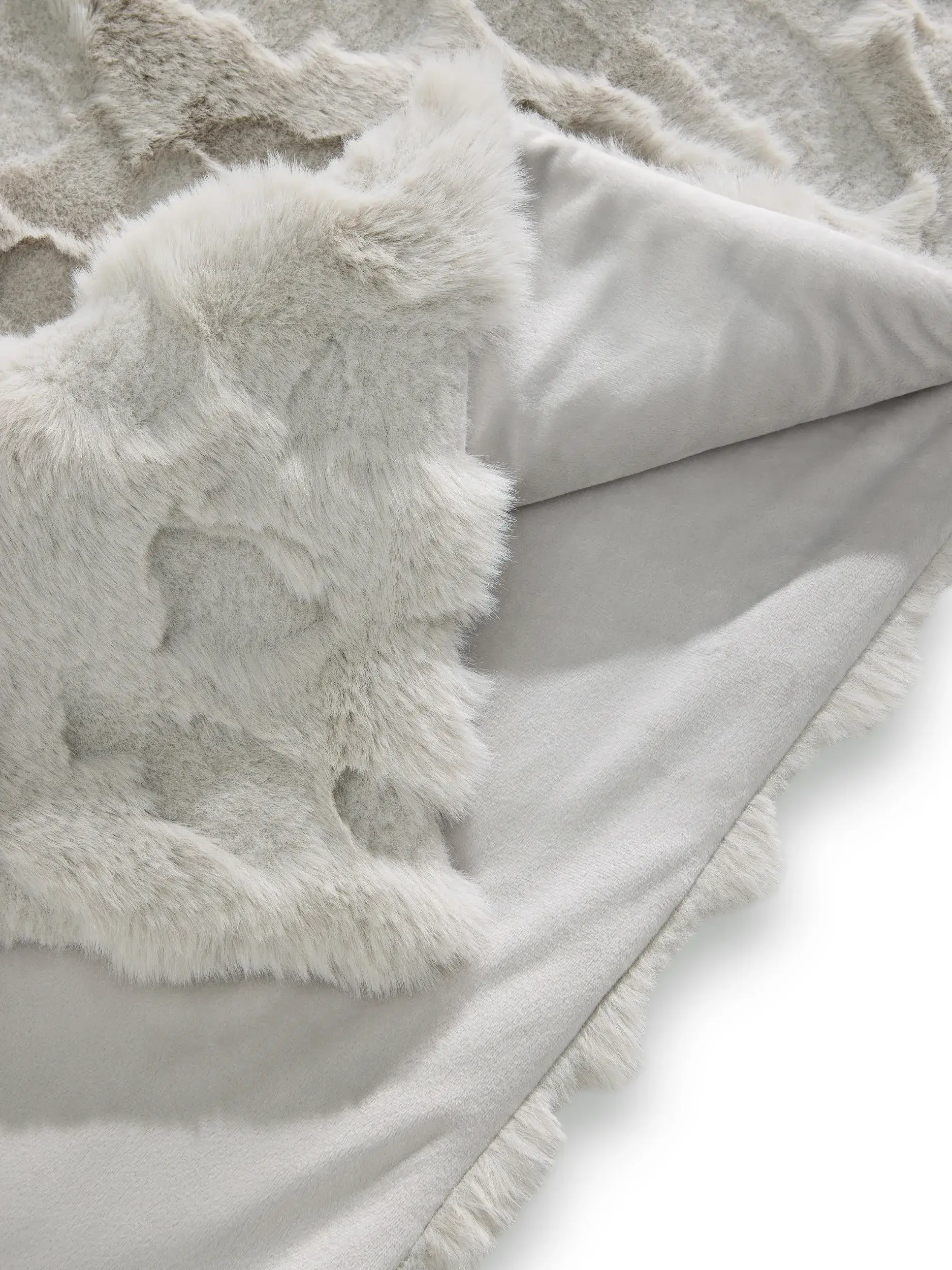 Decke Immy Grau im Design  aus  von benuta Pop