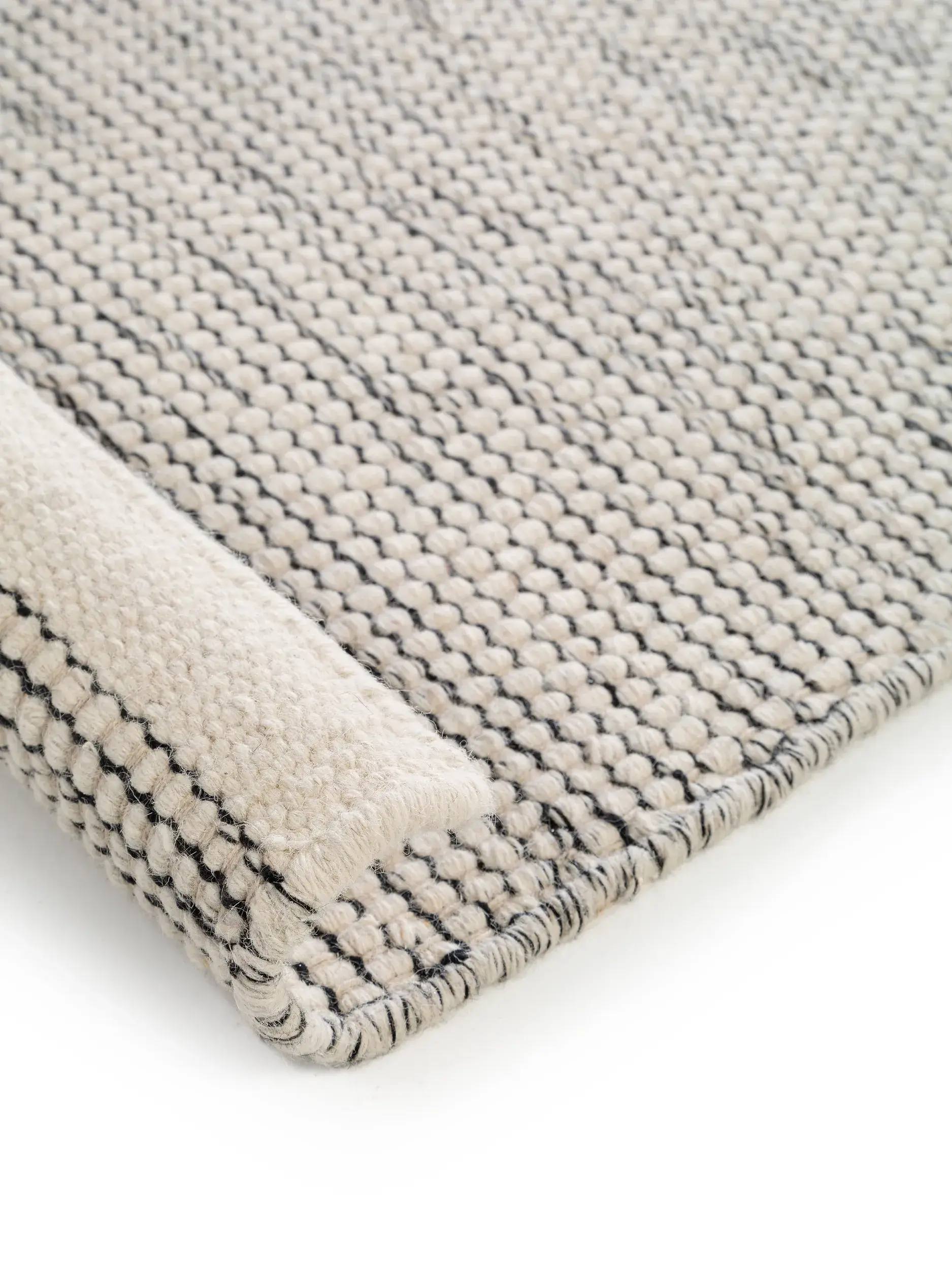 Teppich aus 80% Wolle, 20% Baumwolle in Beige mit 80% Wolle, 20% Baumwolle hohem Flor von benuta Pure