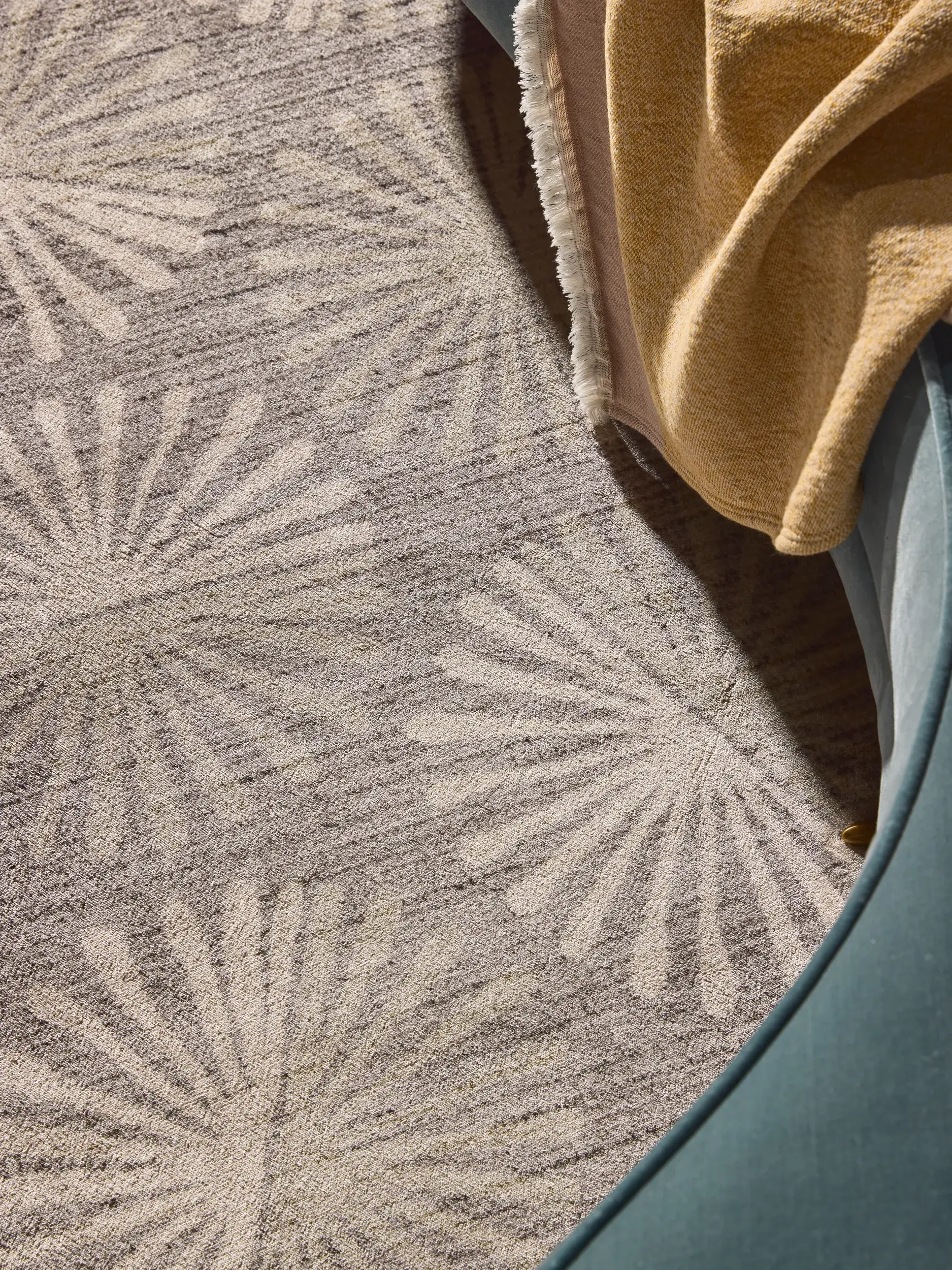 Alfombra de 100% Poliéster en Taupe con un pelo de {{Placeholder_Pile Height}} de altura de benuta nest