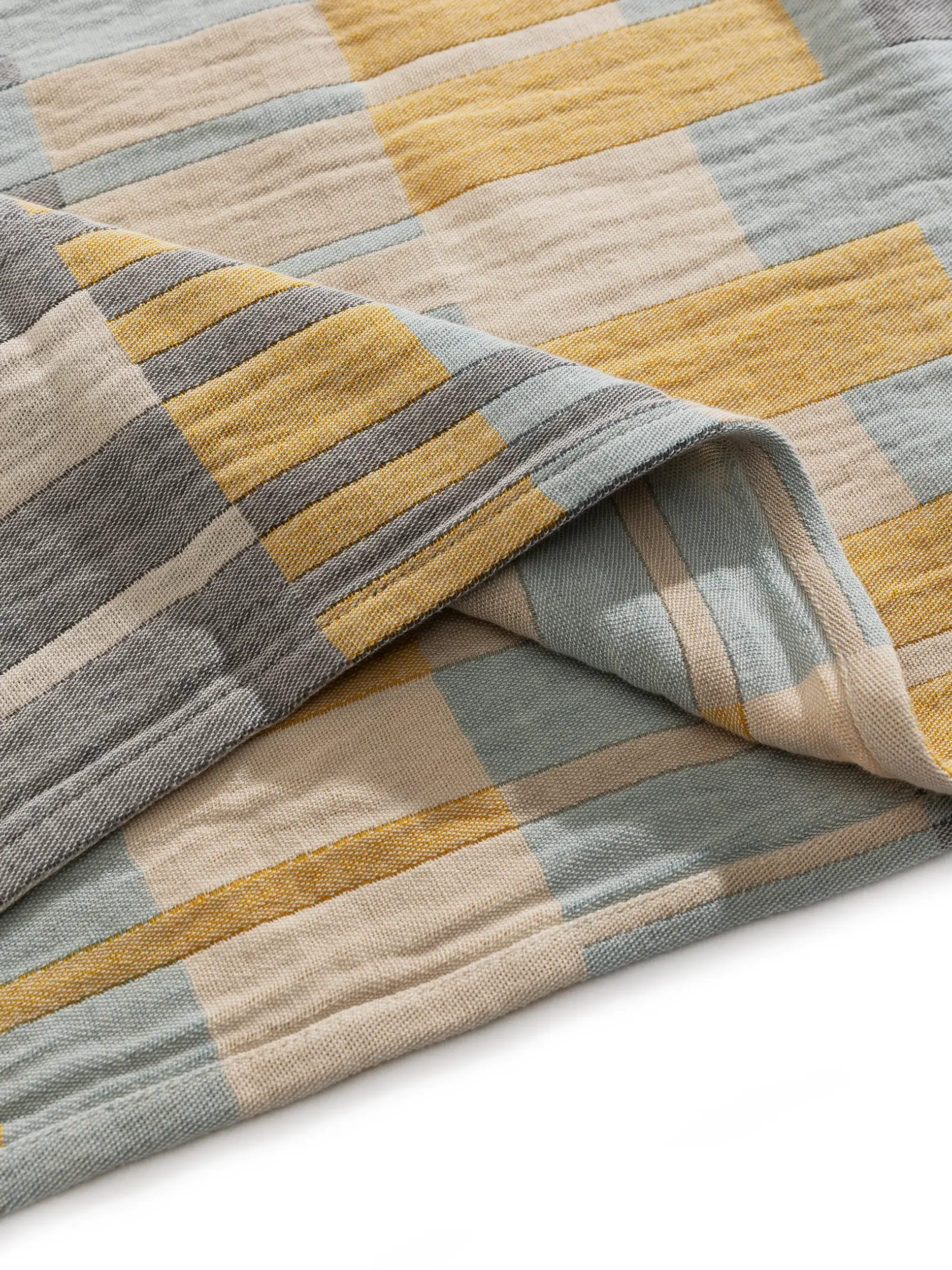 Baumwolldecke Nico Multicolor/Gelb im Design  aus  von benuta Pop