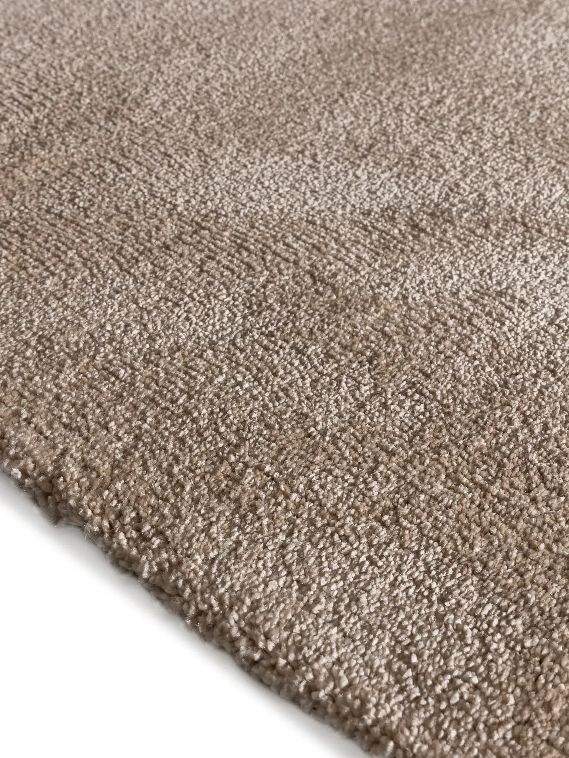 Rug made of 100% Polypropylen in Beige with a 100% Polypropylen high pile by benuta Nest