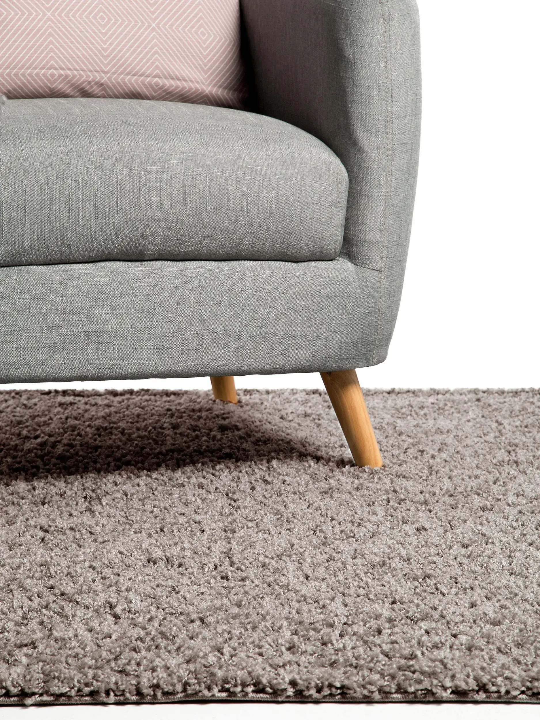 Rug made of 100% Polypropylen in Grau with a 100% Polypropylen high pile by benuta