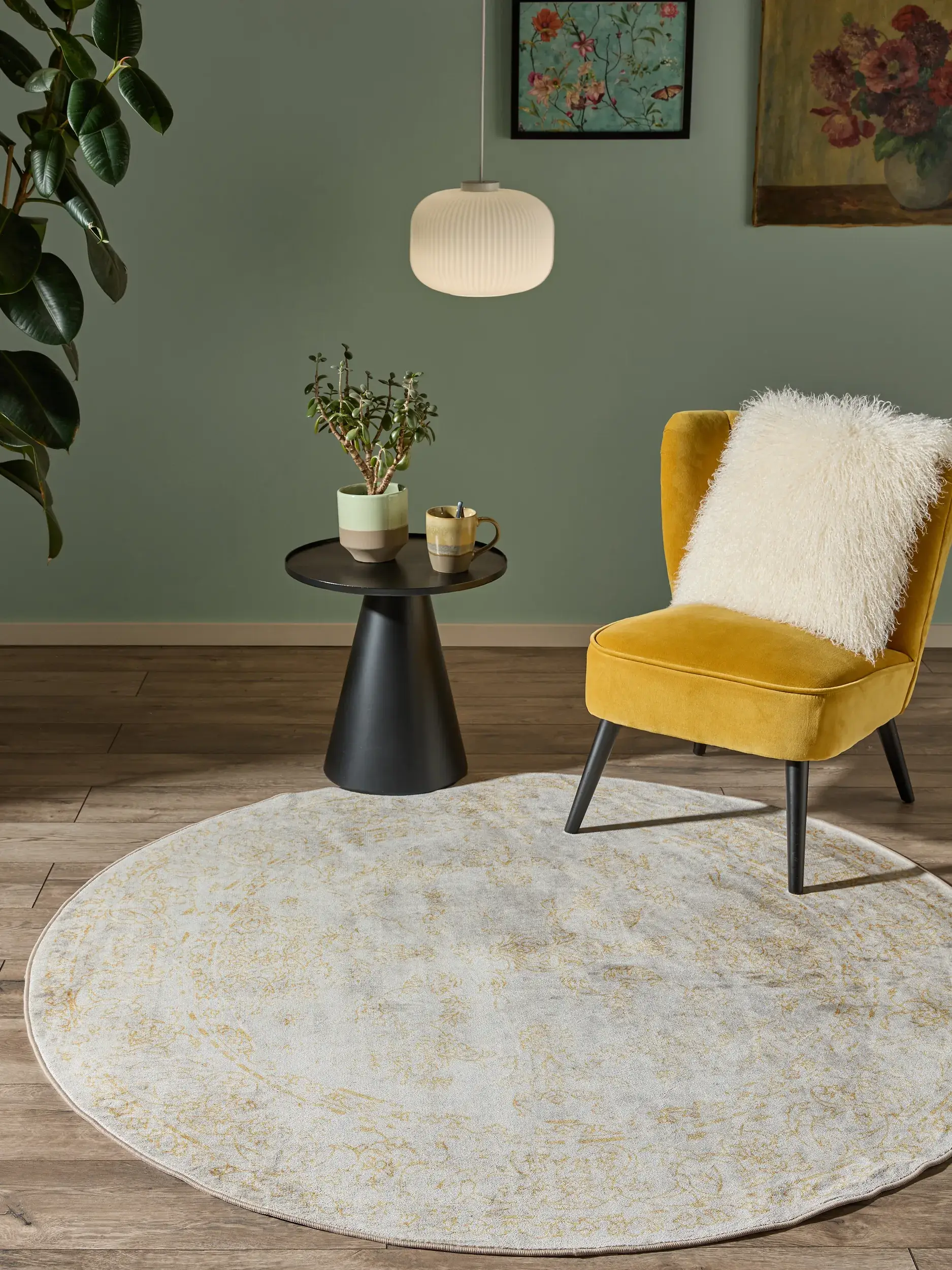 Rug made of 100% Polyester in Beige with a 100% Polyester high pile by benuta Nest