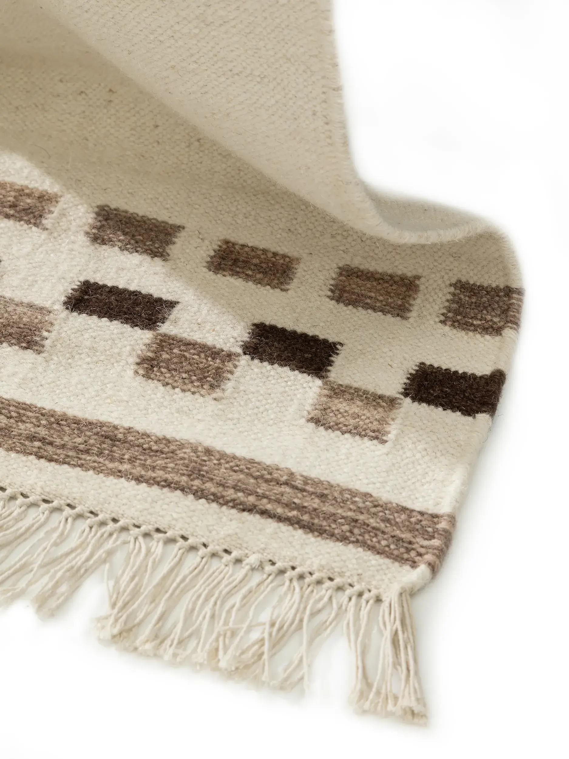 Tappeto di 80% Lana, 20% Cotone in Bianco con pelo alto 80% Lana, 20% Cotone da benuta pure