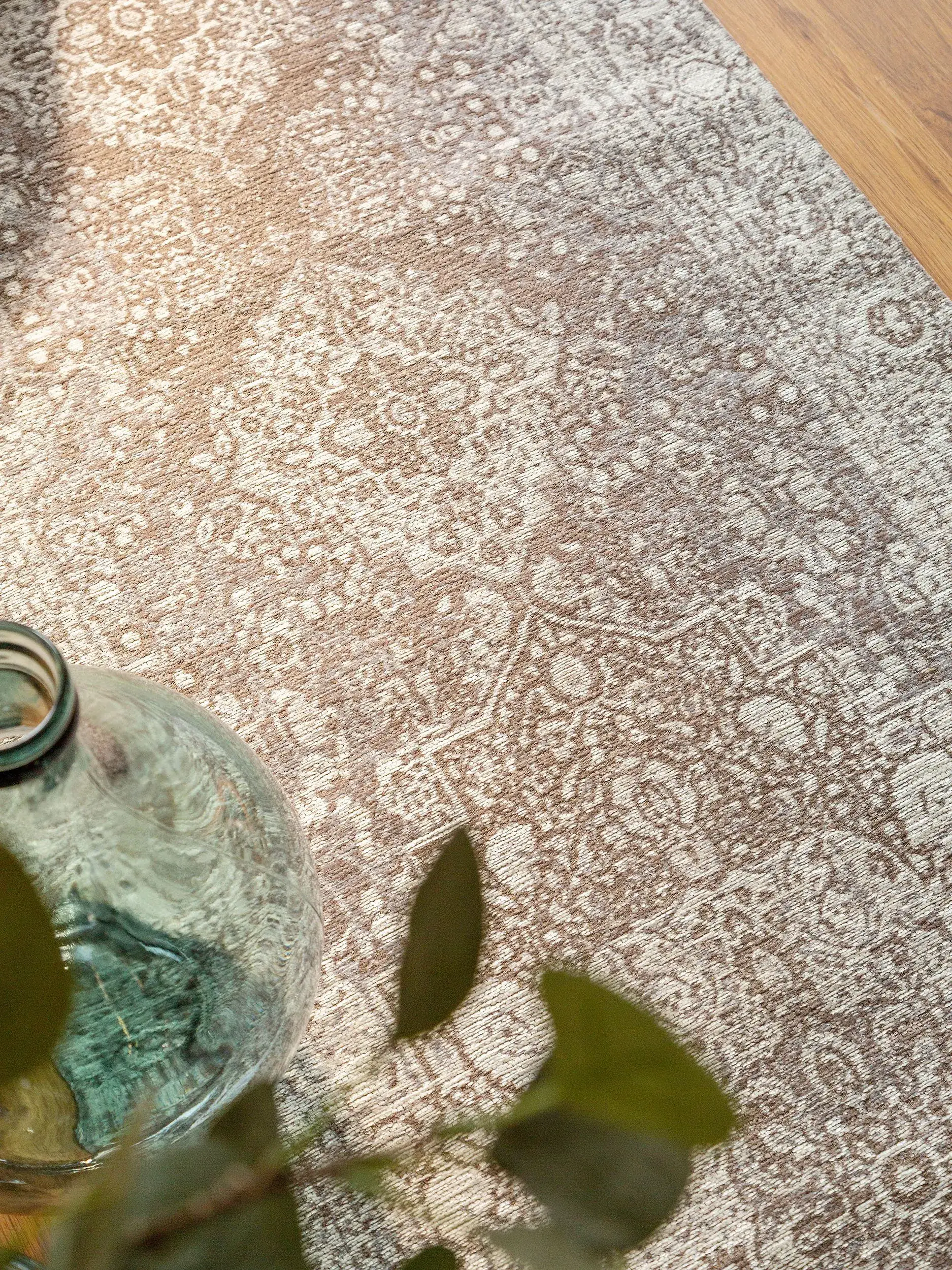 Teppich Frencie aus 55% Polyacryl, 27% Polyester, 17% Baumwolle, 1% Latex in Grau von benuta